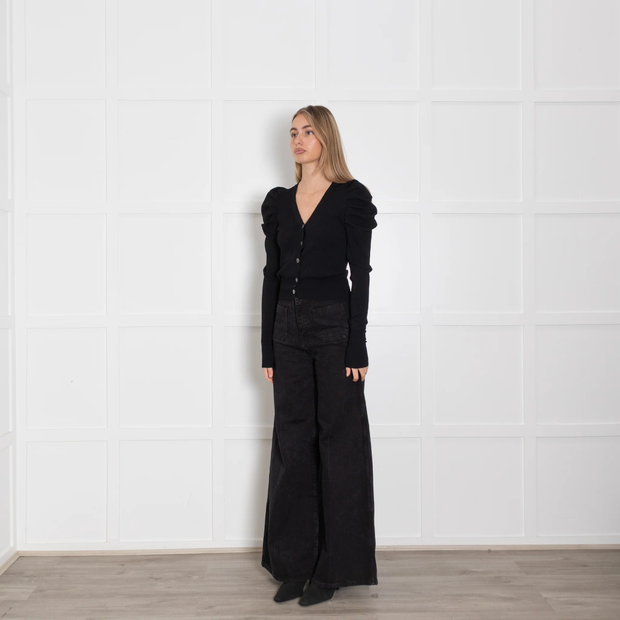 Autumn Cashmere Black Puff Sleeve Short Cardigan - Image 3