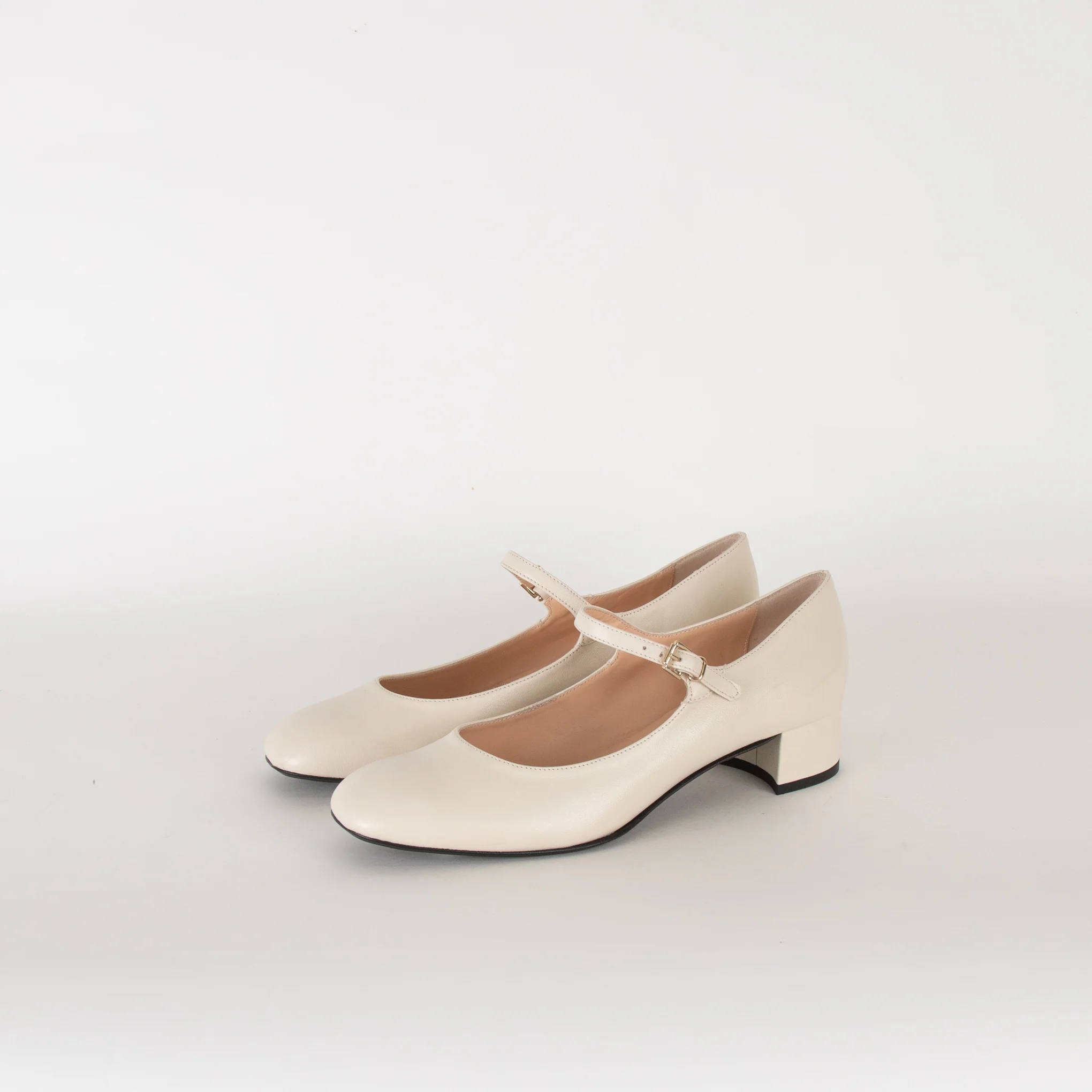 Blue Velvet Cream Leather Mary Jane Pumps