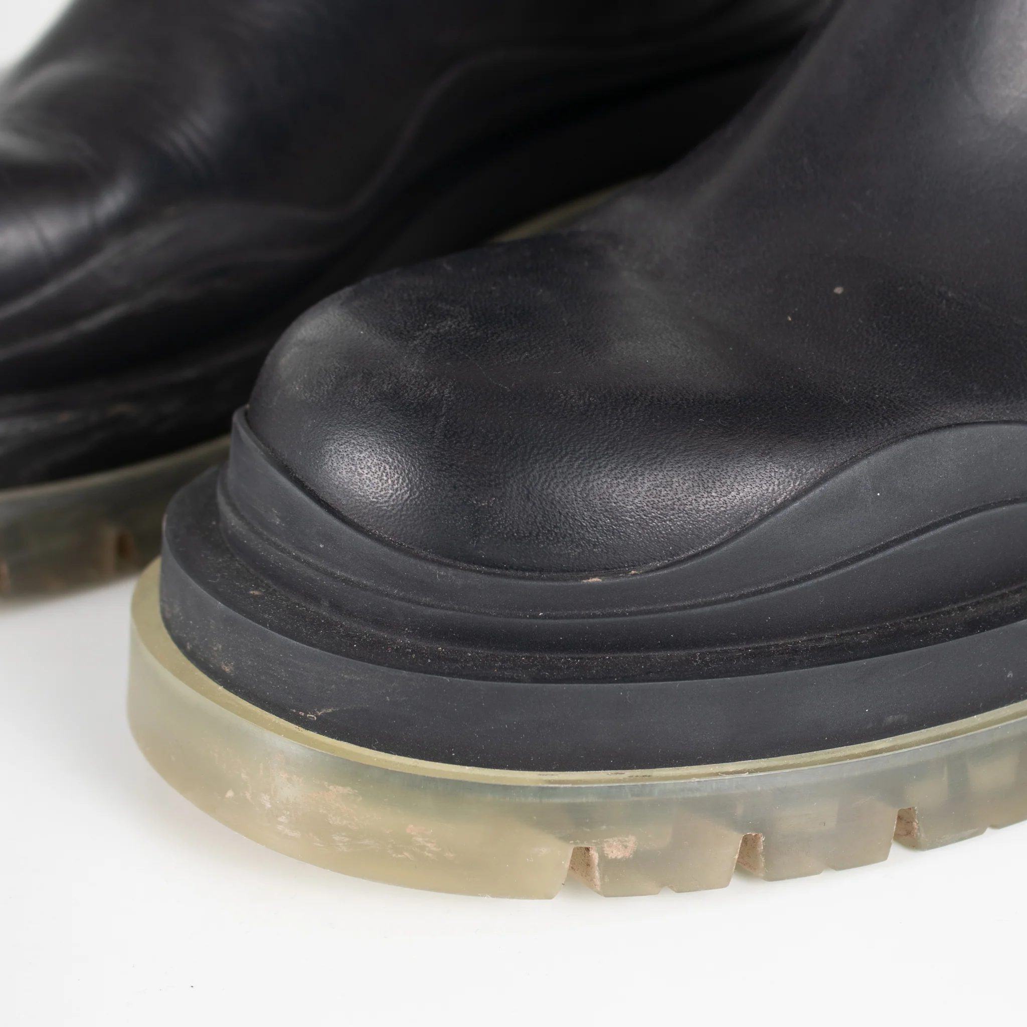 Bottega Veneta Black Tire Chelsea Boots - Image 9