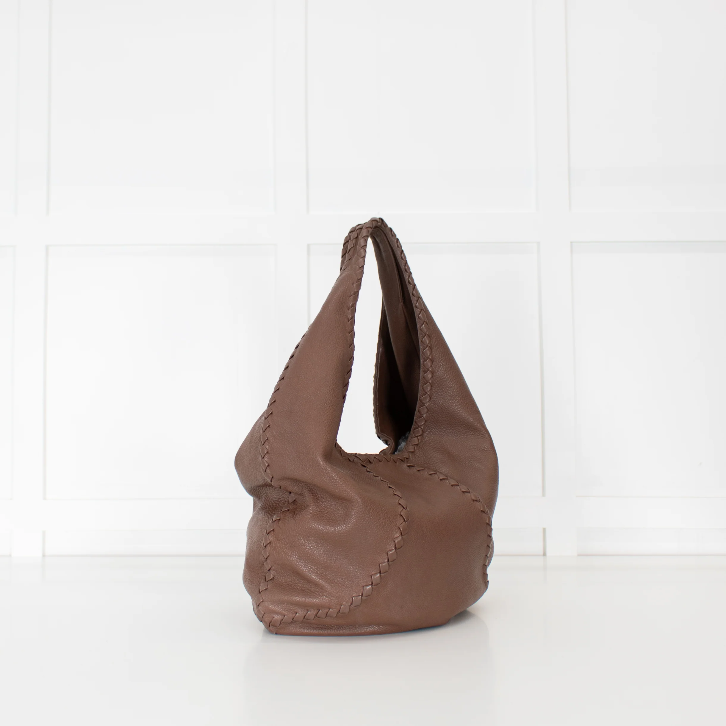 Bottega Veneta Brown Grainy Leather Intrecciato Detail Hobo bag - Image 3