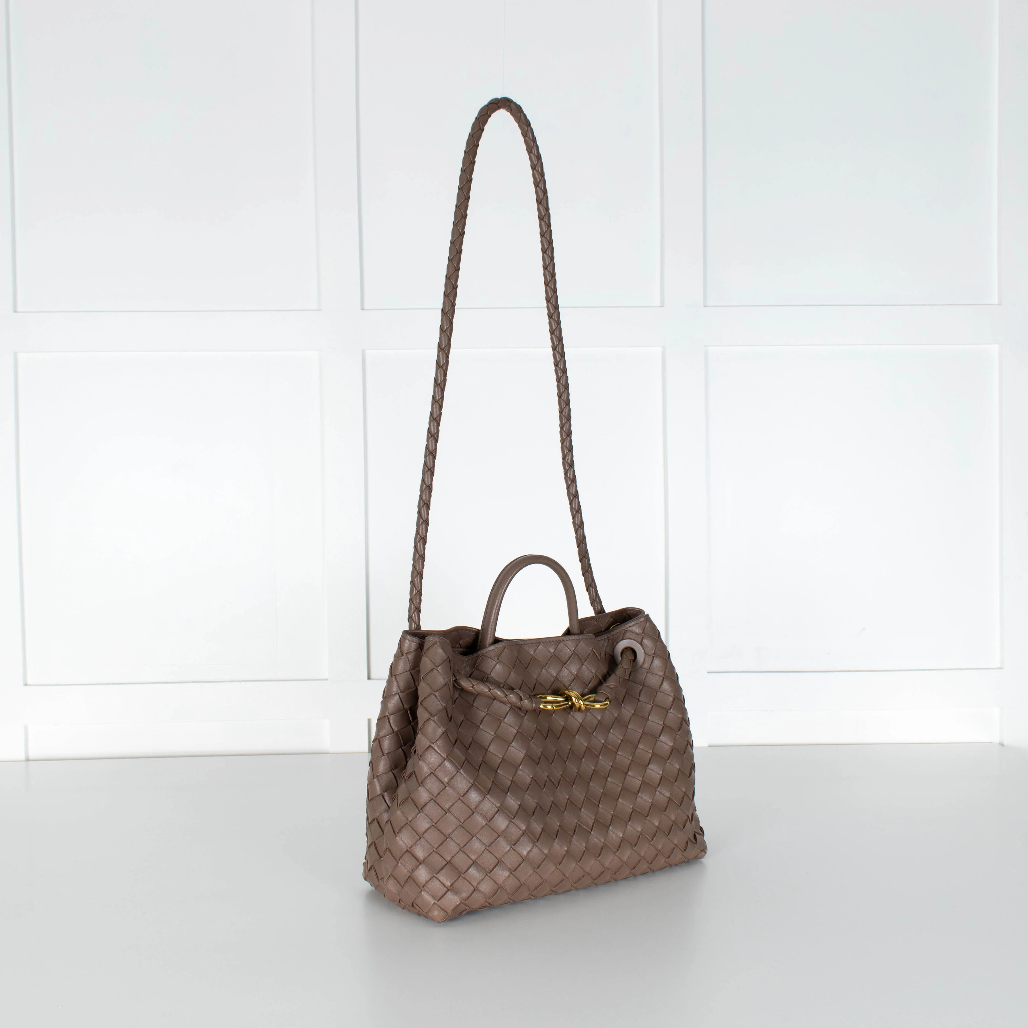 Bottega Veneta Taupe Medium Andiamo Tote Bag - Image 4