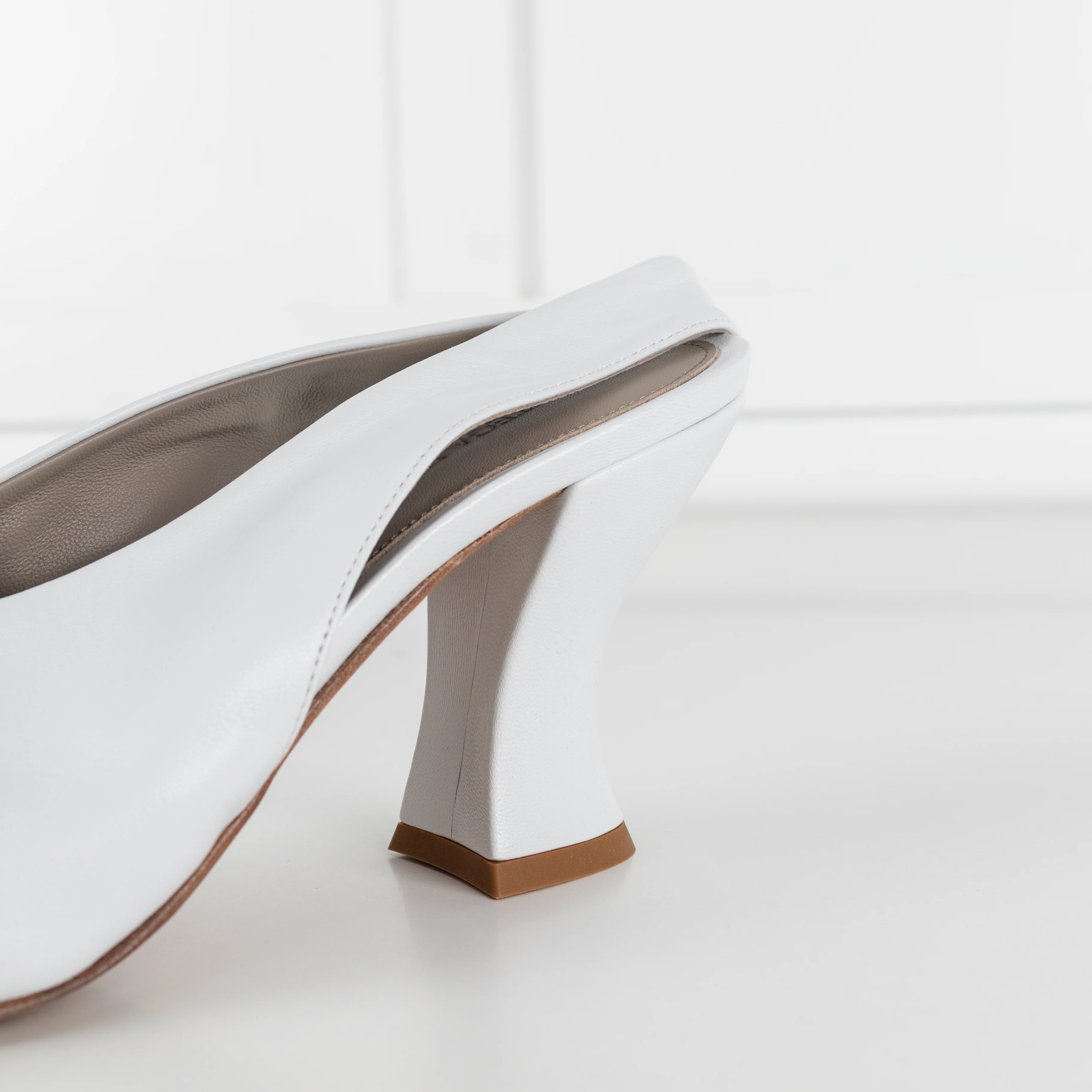 Bottega Veneta White Lagoon Slingback - Image 10