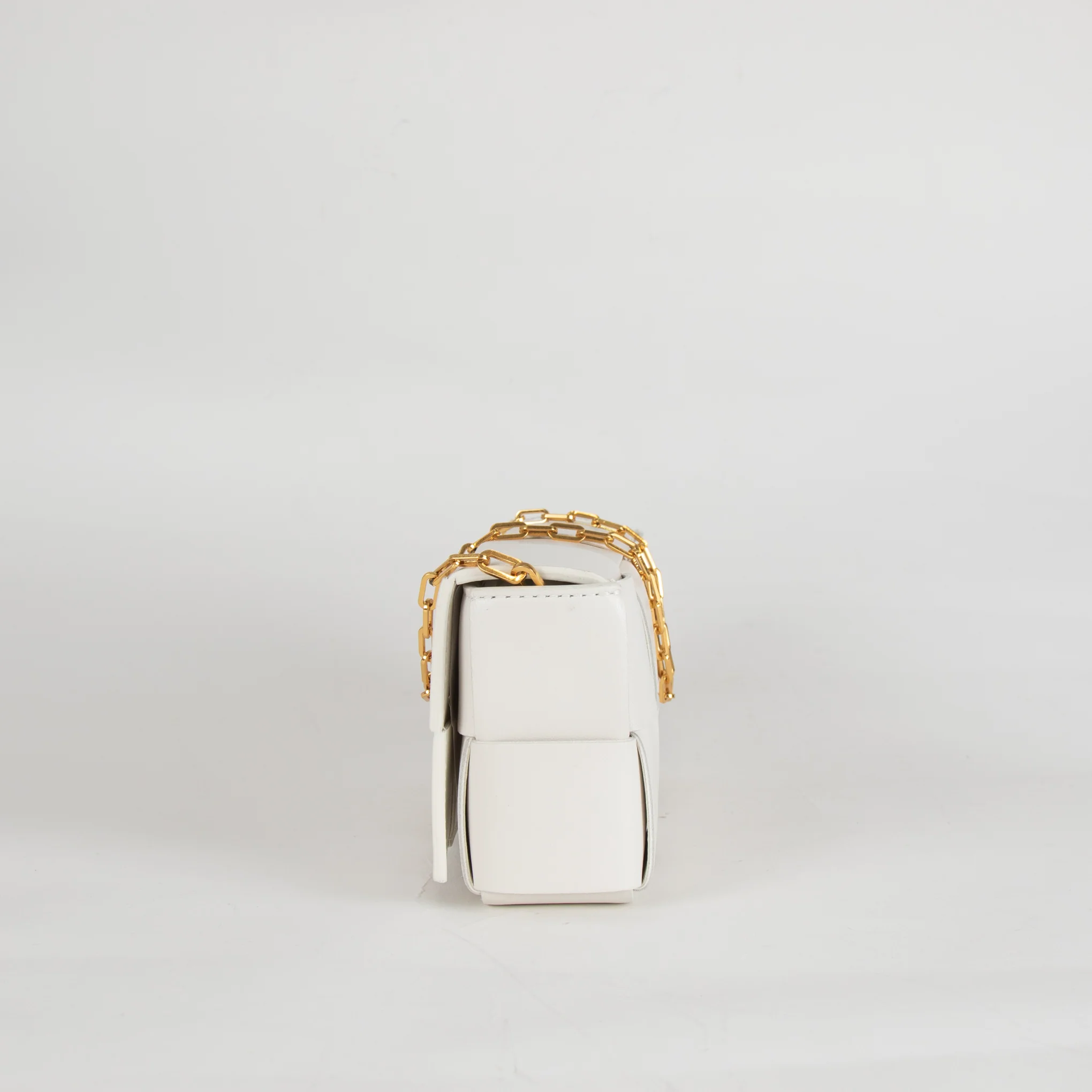 Bottega Veneta White Woven Intrecciato Casette Pochette with Chain Strap - Image 6