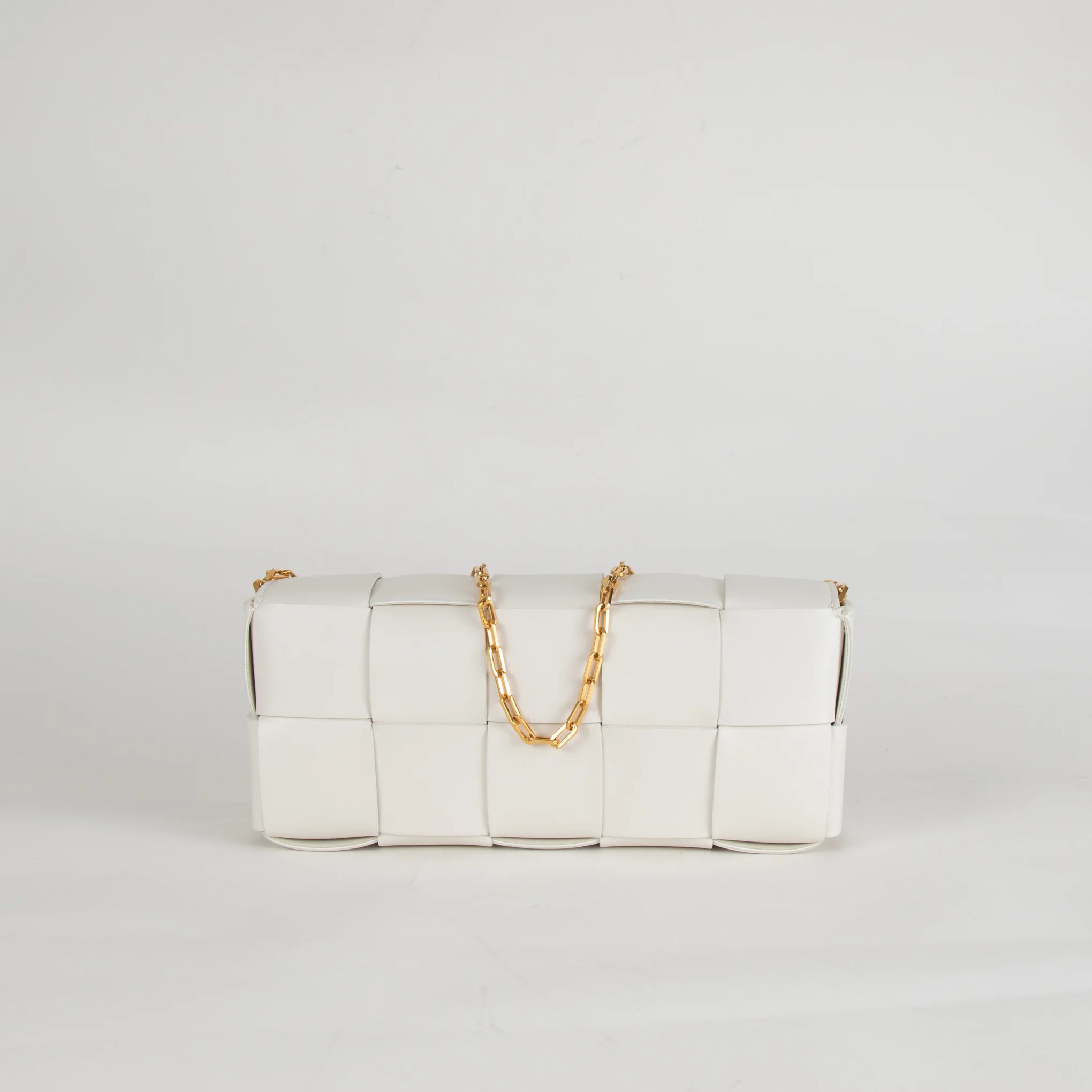 Bottega Veneta White Woven Intrecciato Casette Pochette with Chain Strap - Image 7