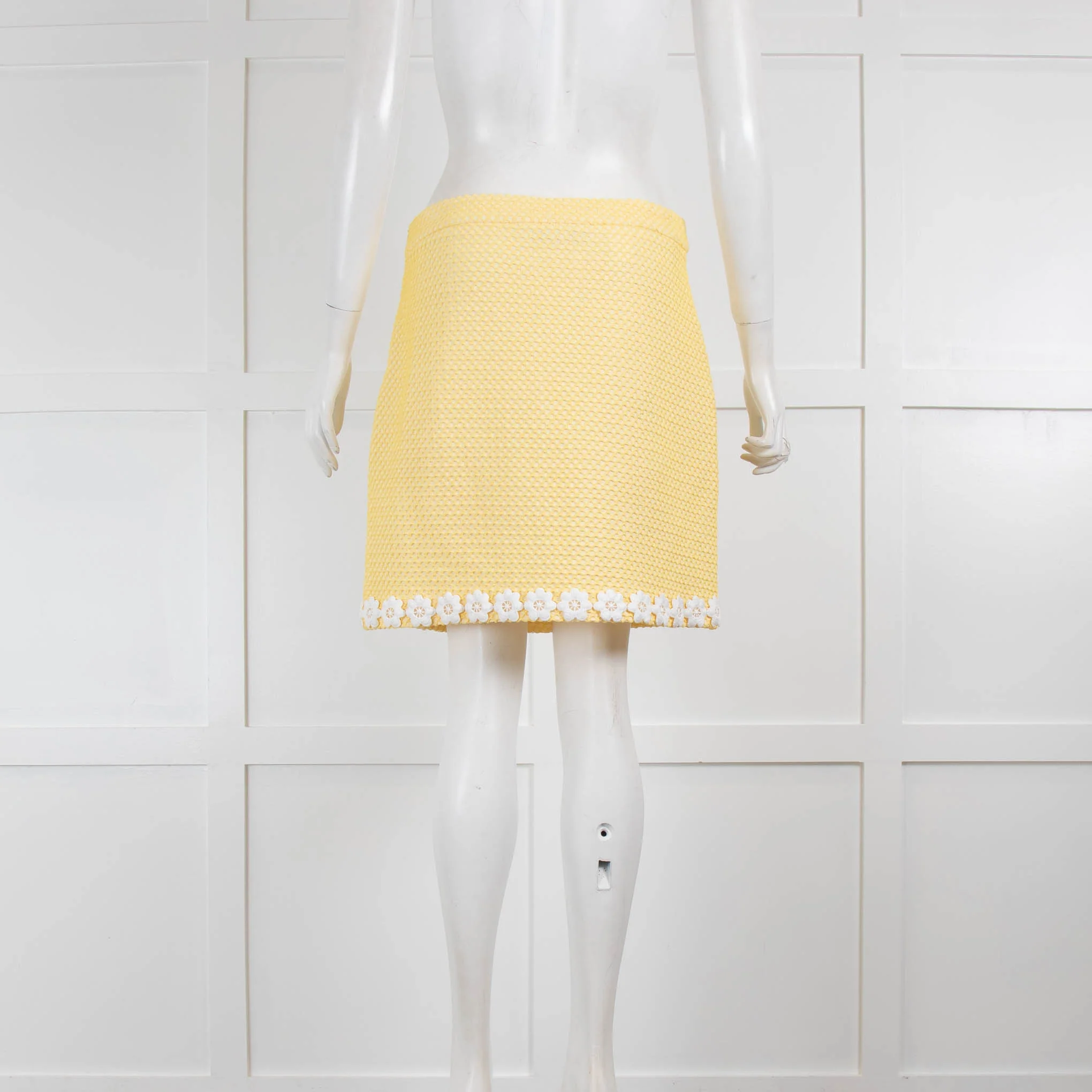 Boutique Moschino Yellow Applique Daisy Mini Skirt - Image 3