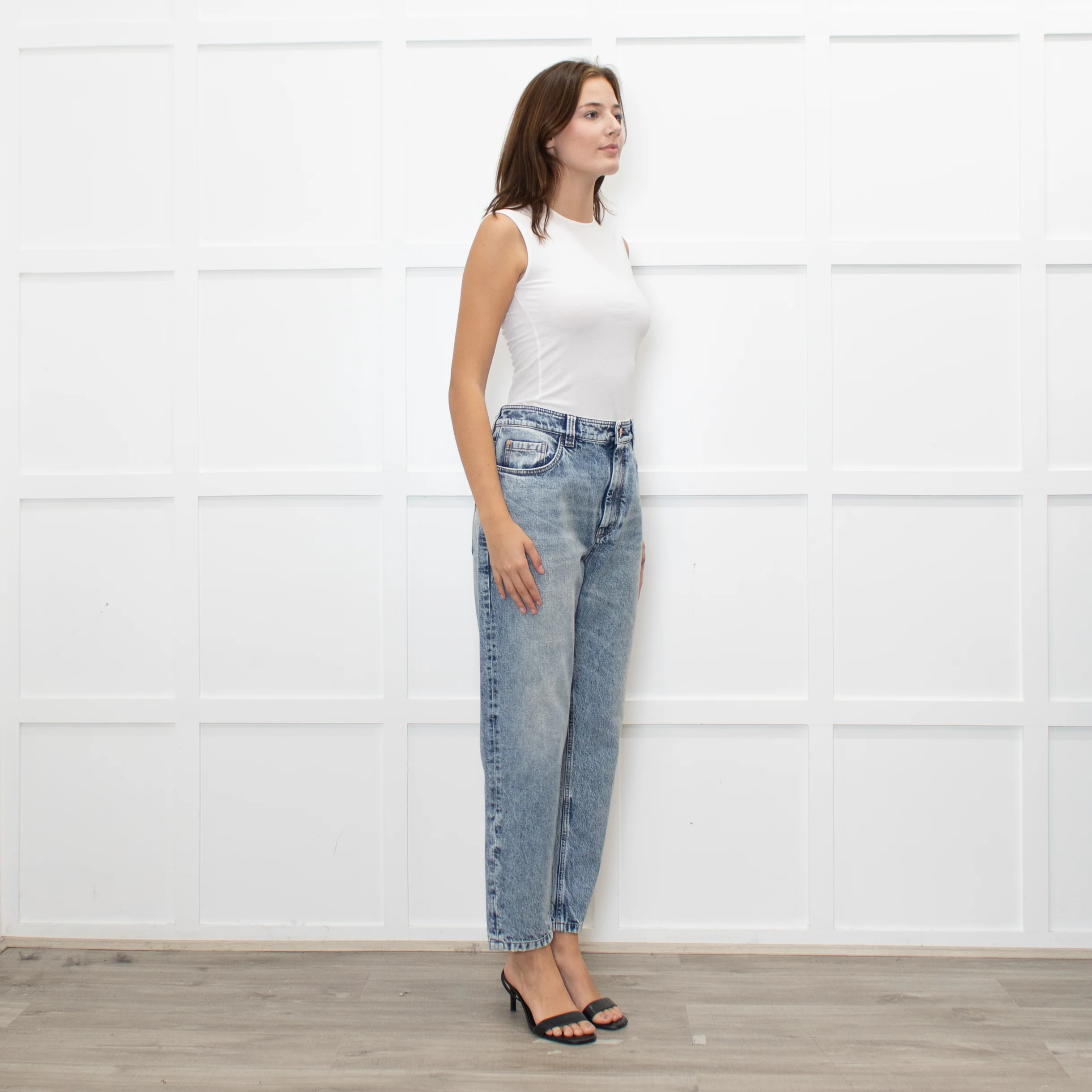 Brunello Cucinelli Blue Acid Washed Jeans - Image 4