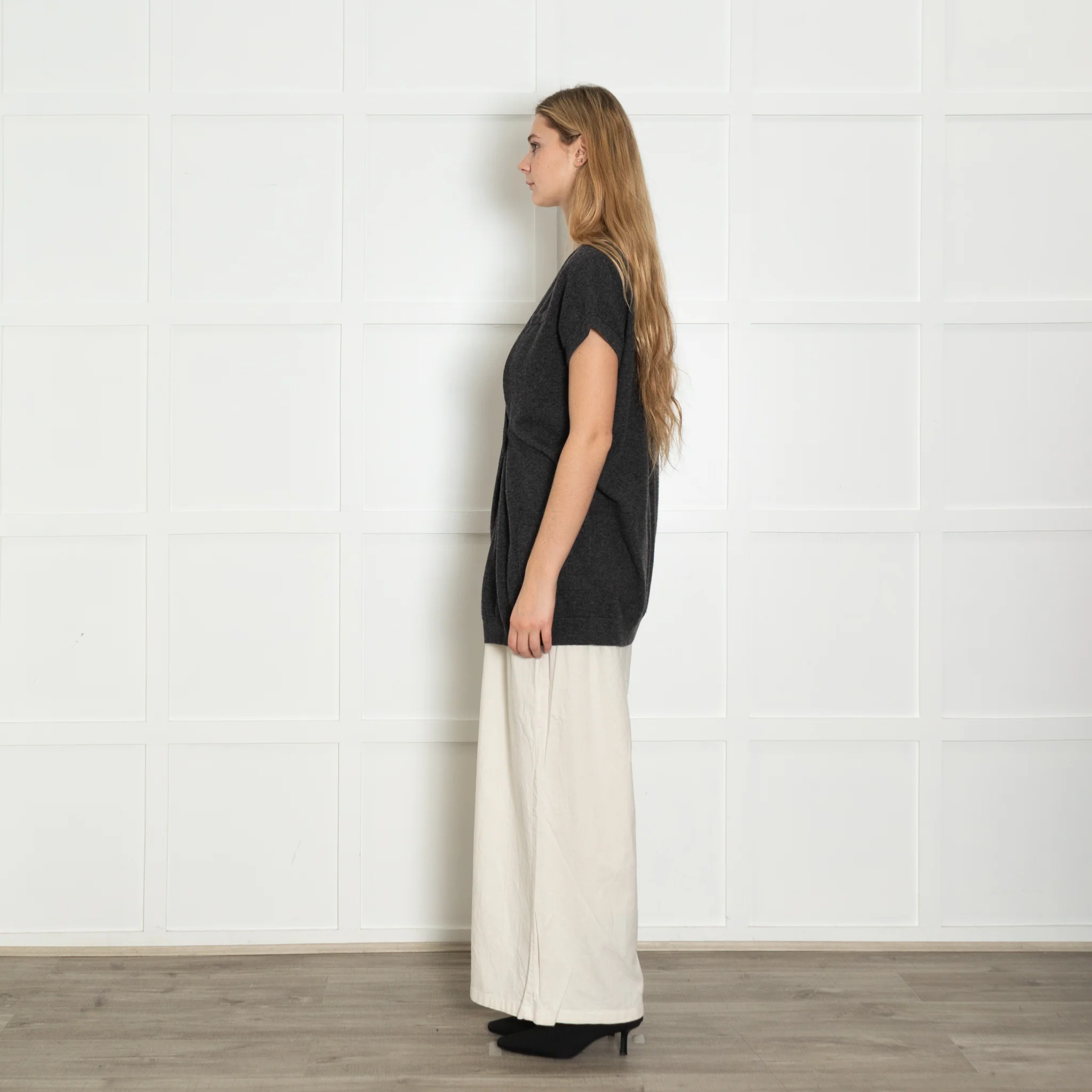 Brunello Cucinelli Grey Cashmere Gilet - Image 4