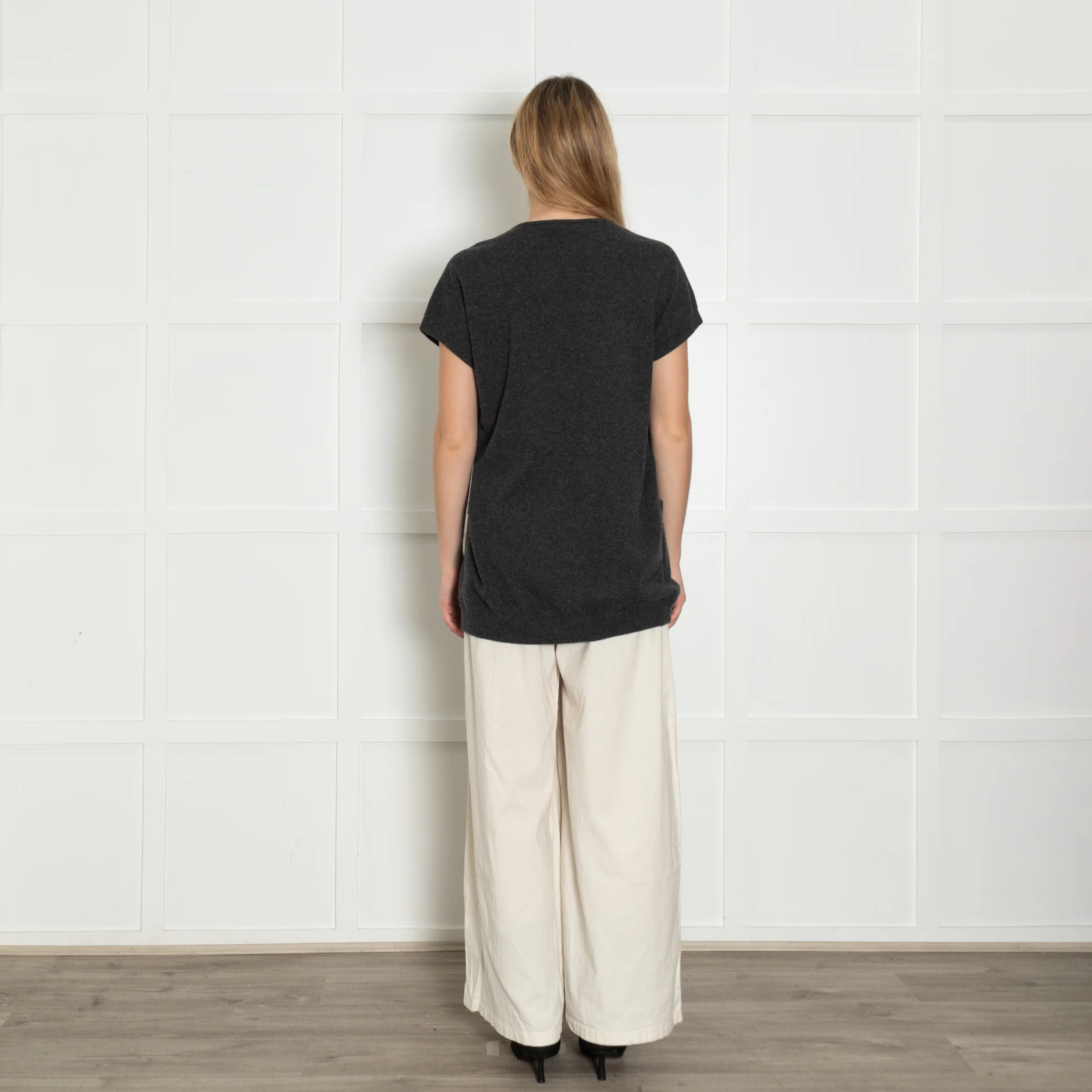 Brunello Cucinelli Grey Cashmere Gilet - Image 5