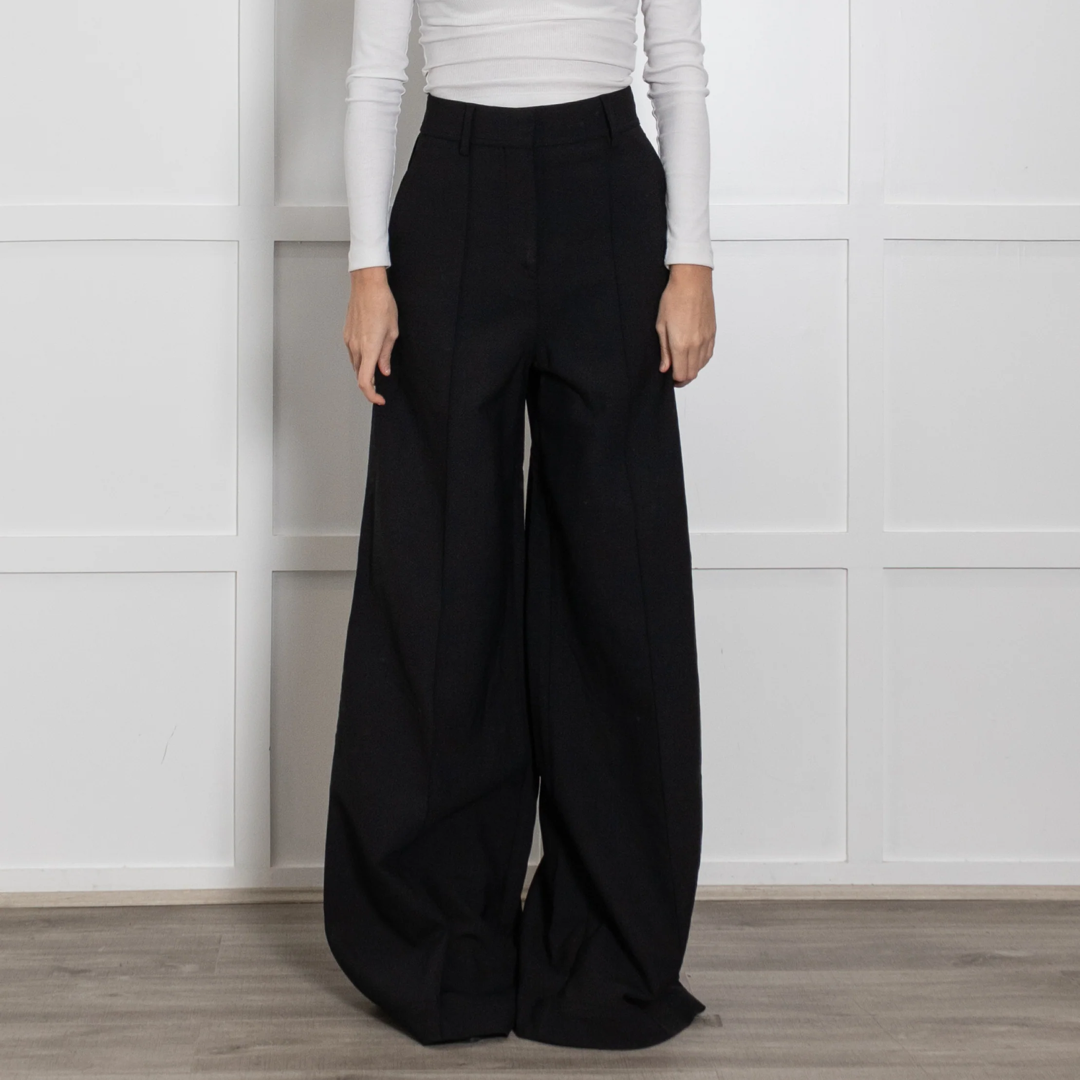 Burberry Black High Waist Wide Leg Trousers - Image 2