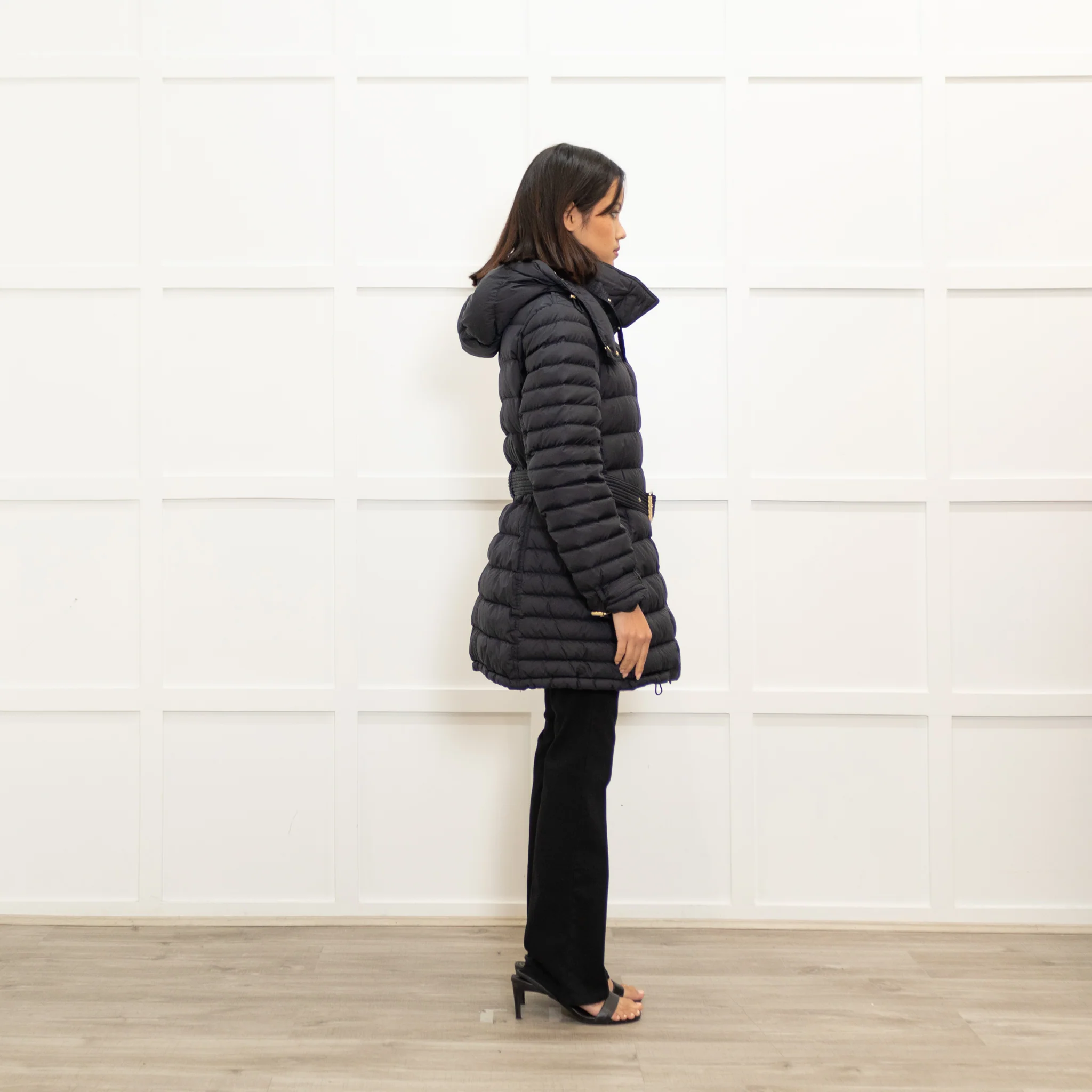Burberry Black Padded Coat With Belt And Hood - Image 4