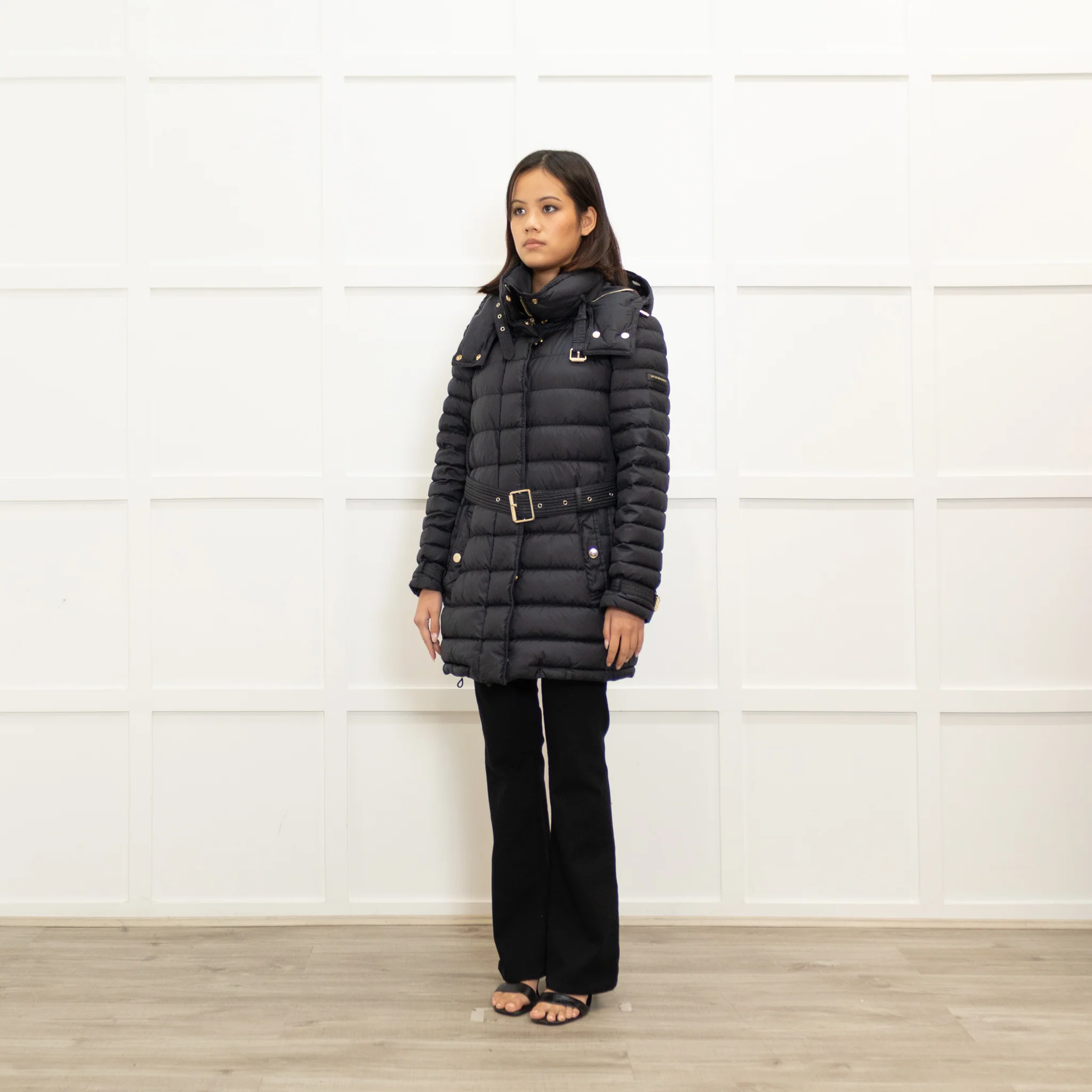 Burberry Black Padded Coat With Belt And Hood - Image 7