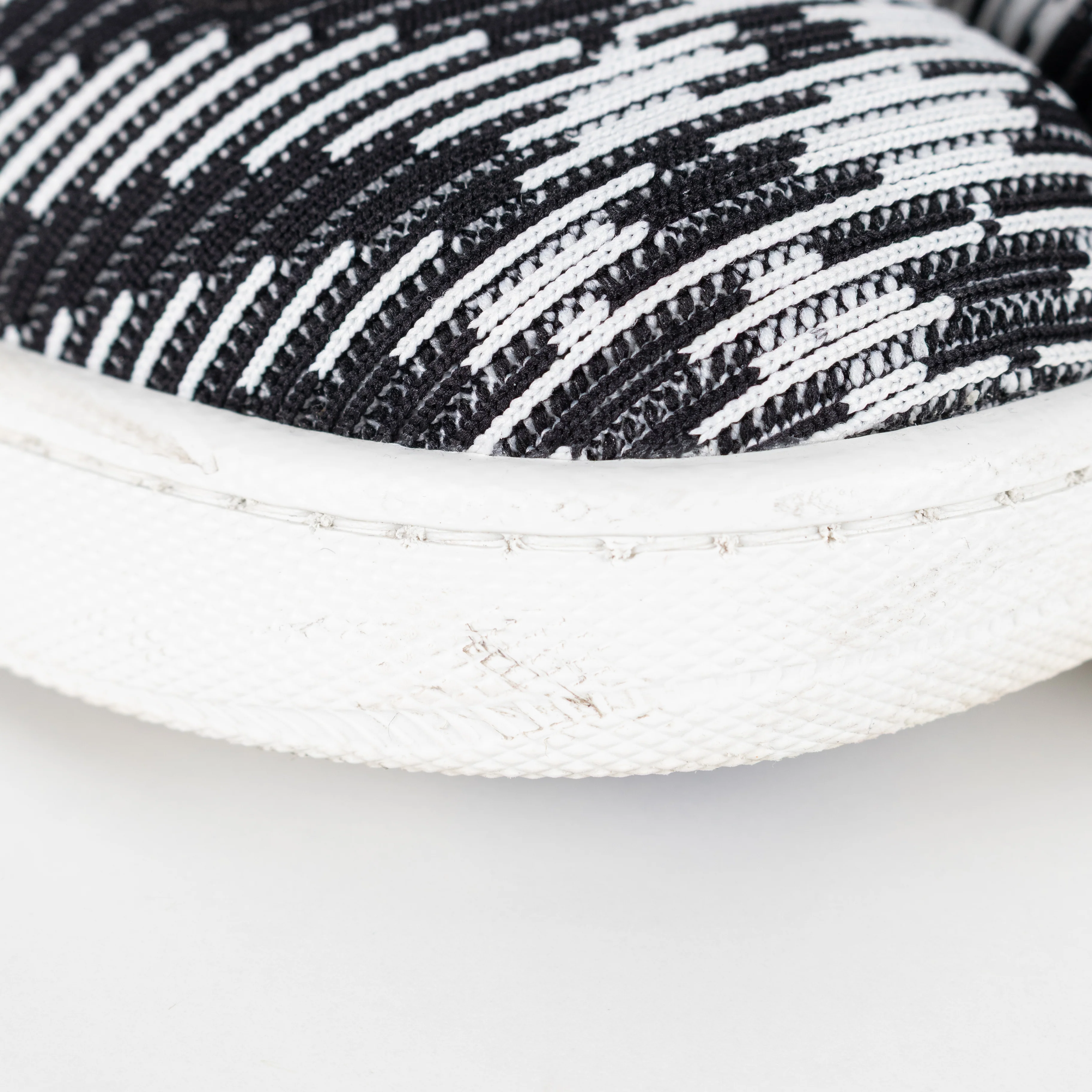 Burberry Black White Check Knit Box Trainers - Image 13