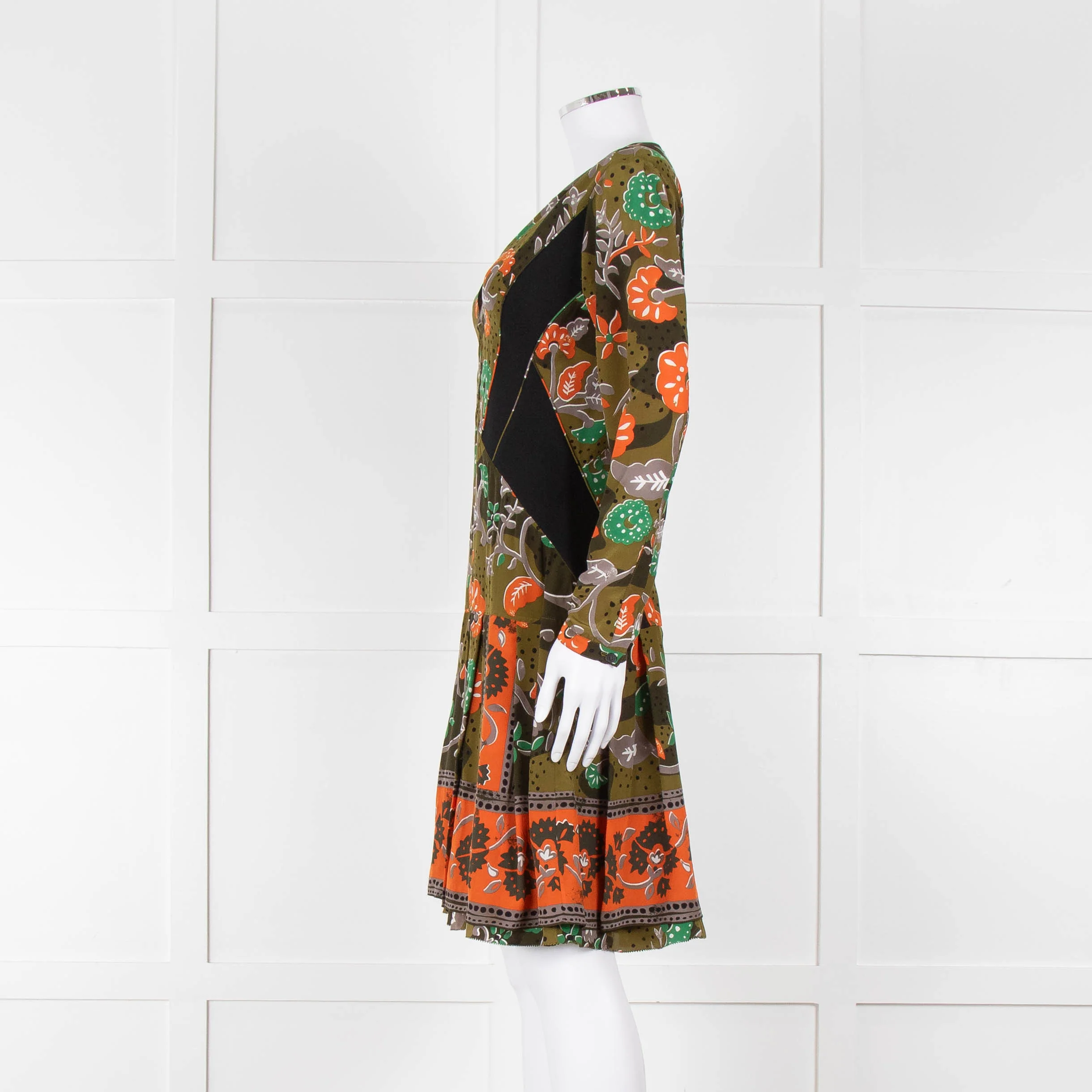 Burberry Khaki Orange Floral V-Neck Long Sleeve Dress - Image 7
