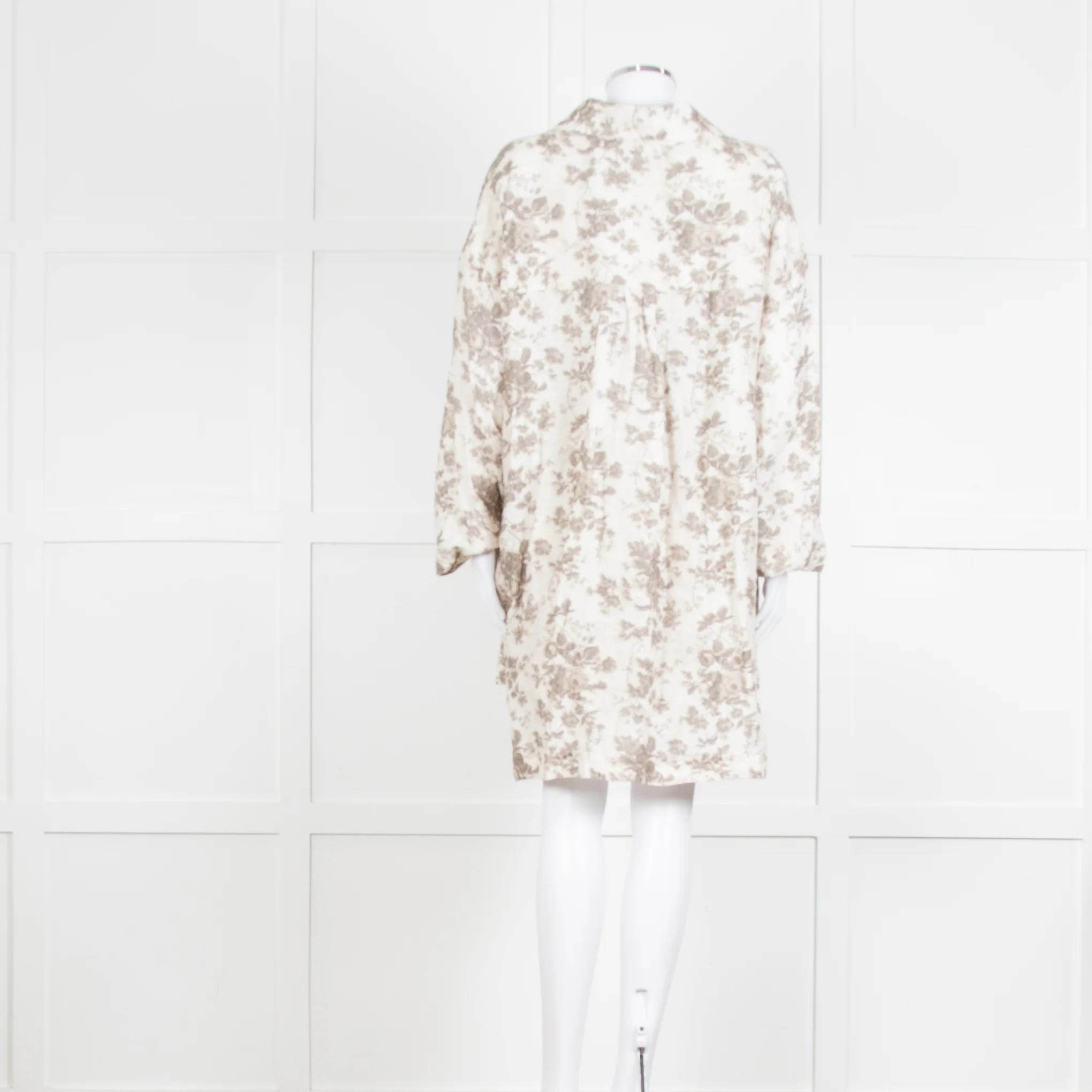 By Walid Grey Rose Floral Print Linen Shirt with Shorts Set - Image 5