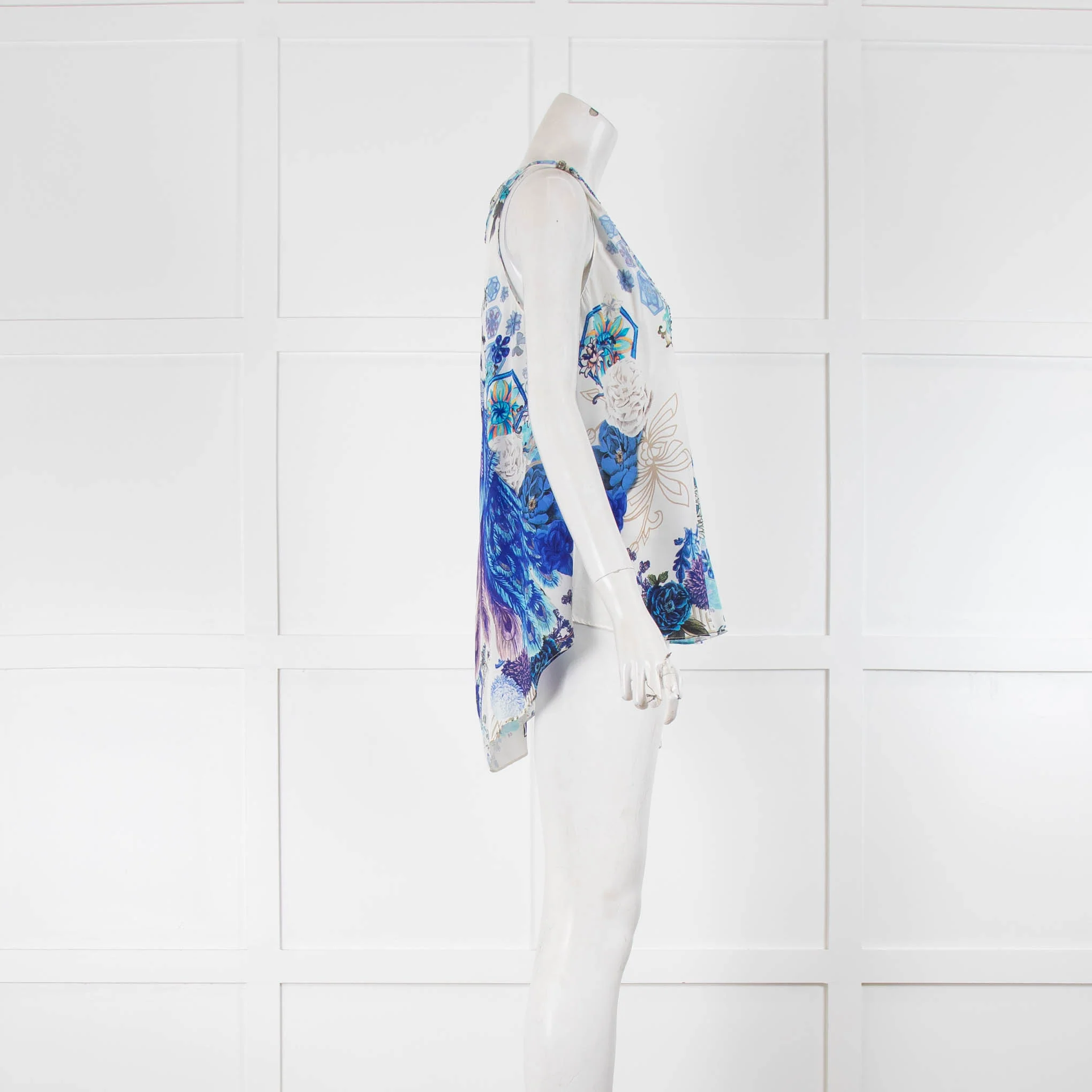 Camilla Sleeveless Blue Floral Tank Top - Image 2