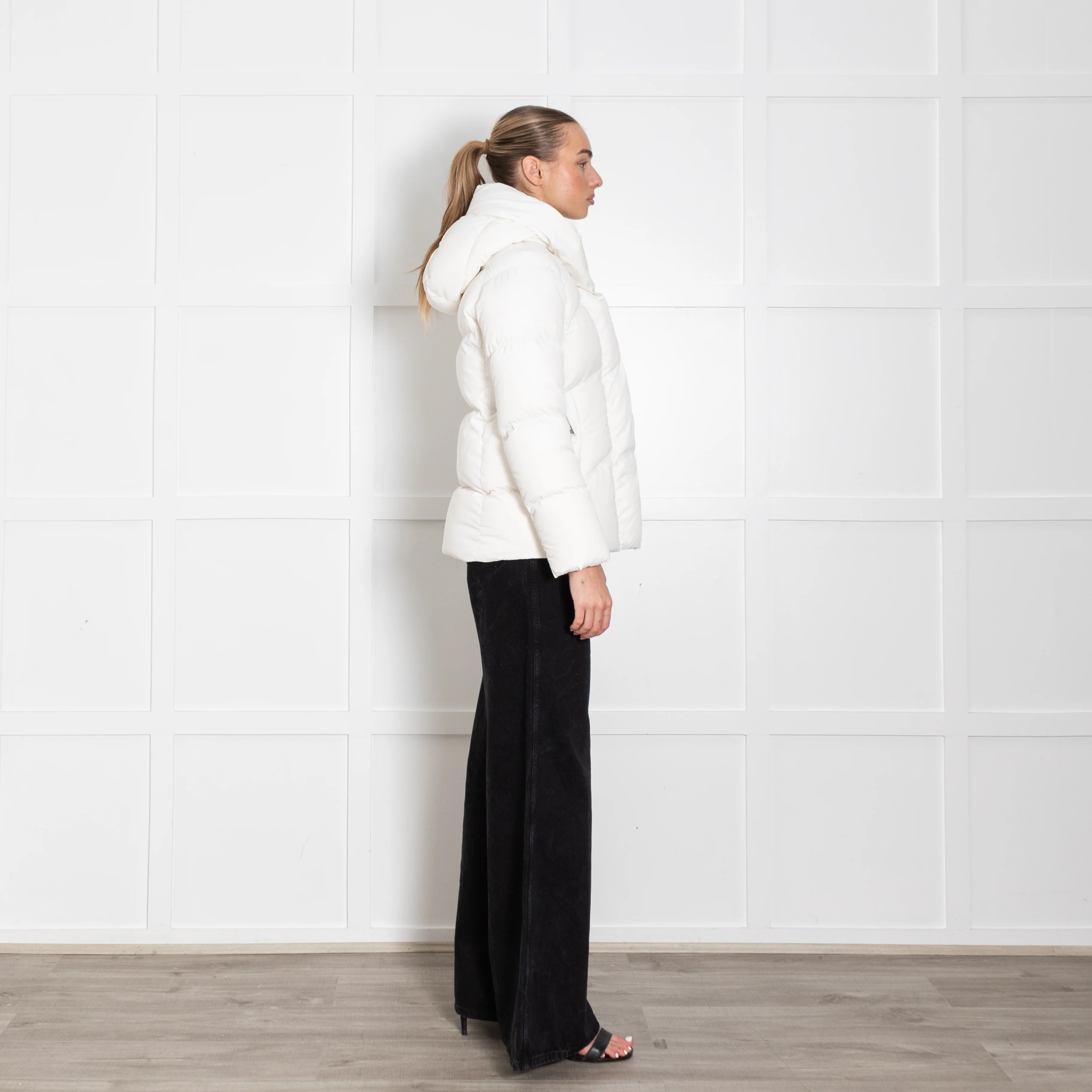 Canada Goose White Puffer Hooded Jacket - Image 6
