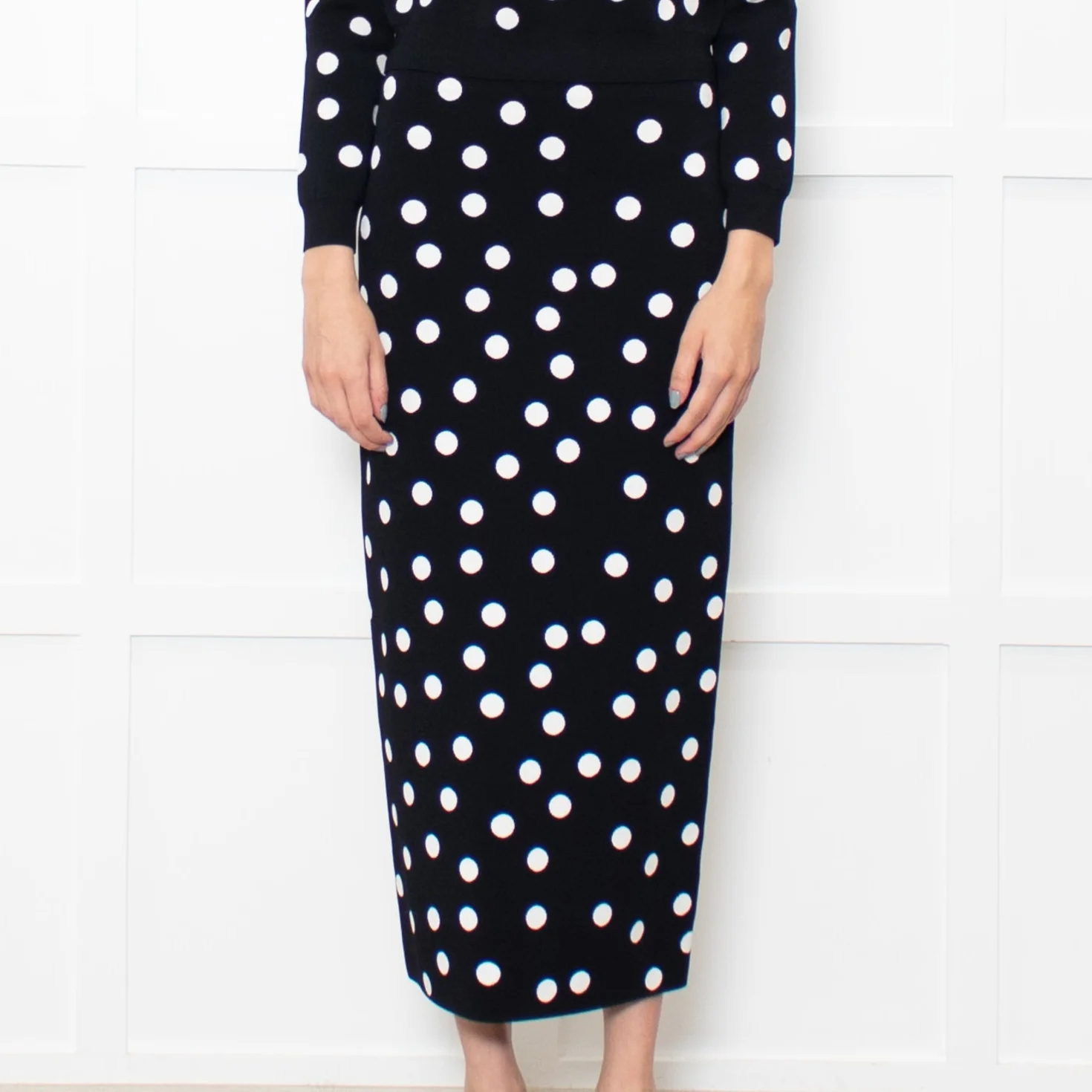 Carolina Herrera Black White Dot Pencil Midi Skirt - Image 2