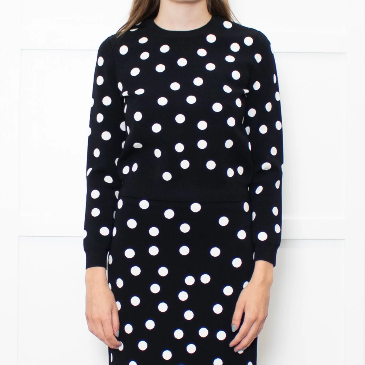 Carolina Herrera Black White Dot Stretchy Cropped Sweater - Image 2