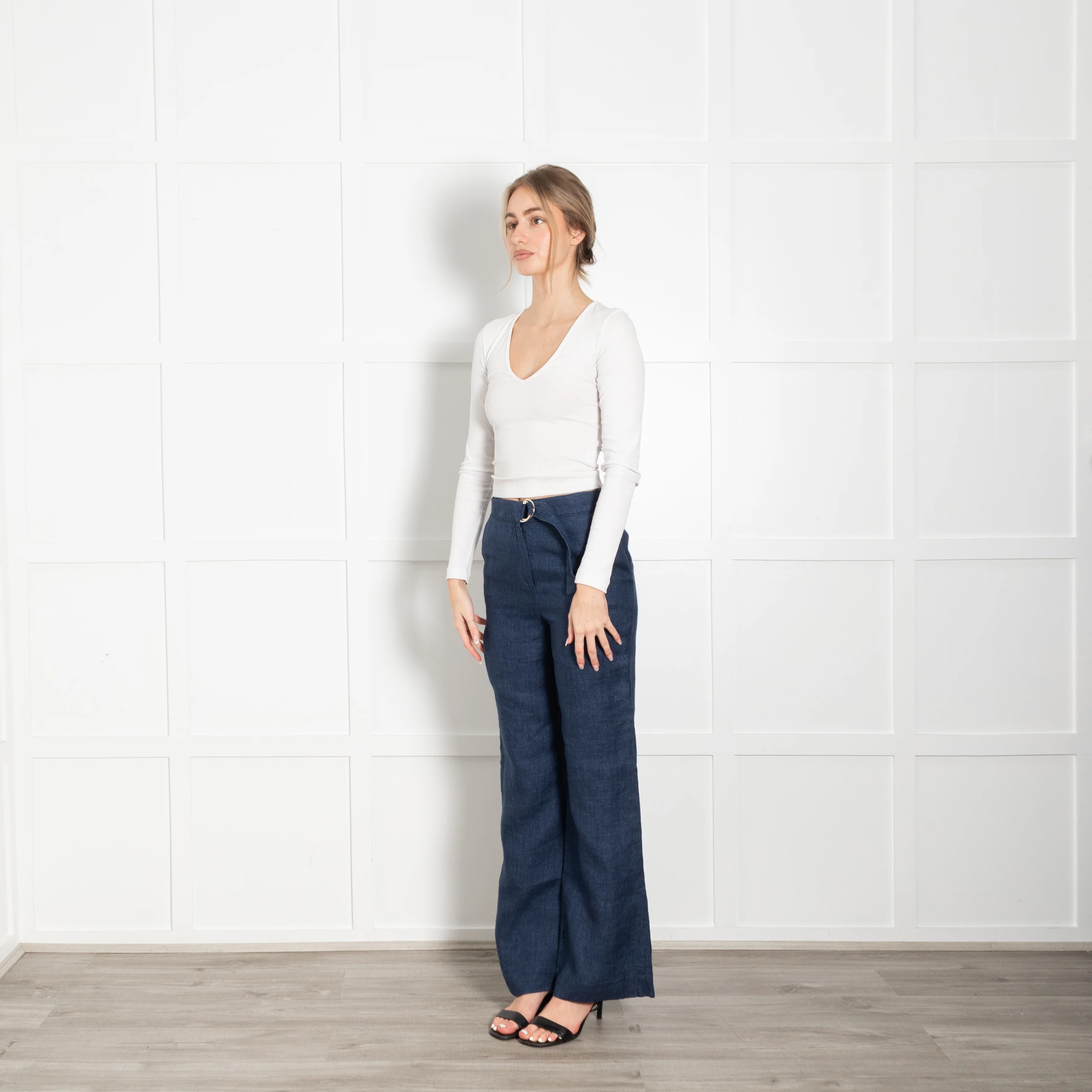 Carolina Herrera Blue Linen Wide Leg Trousers - Image 3