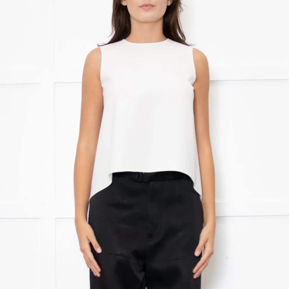 Carolina Herrera Cream Crepe Sleeveless Flowy Cami Top - Image 2