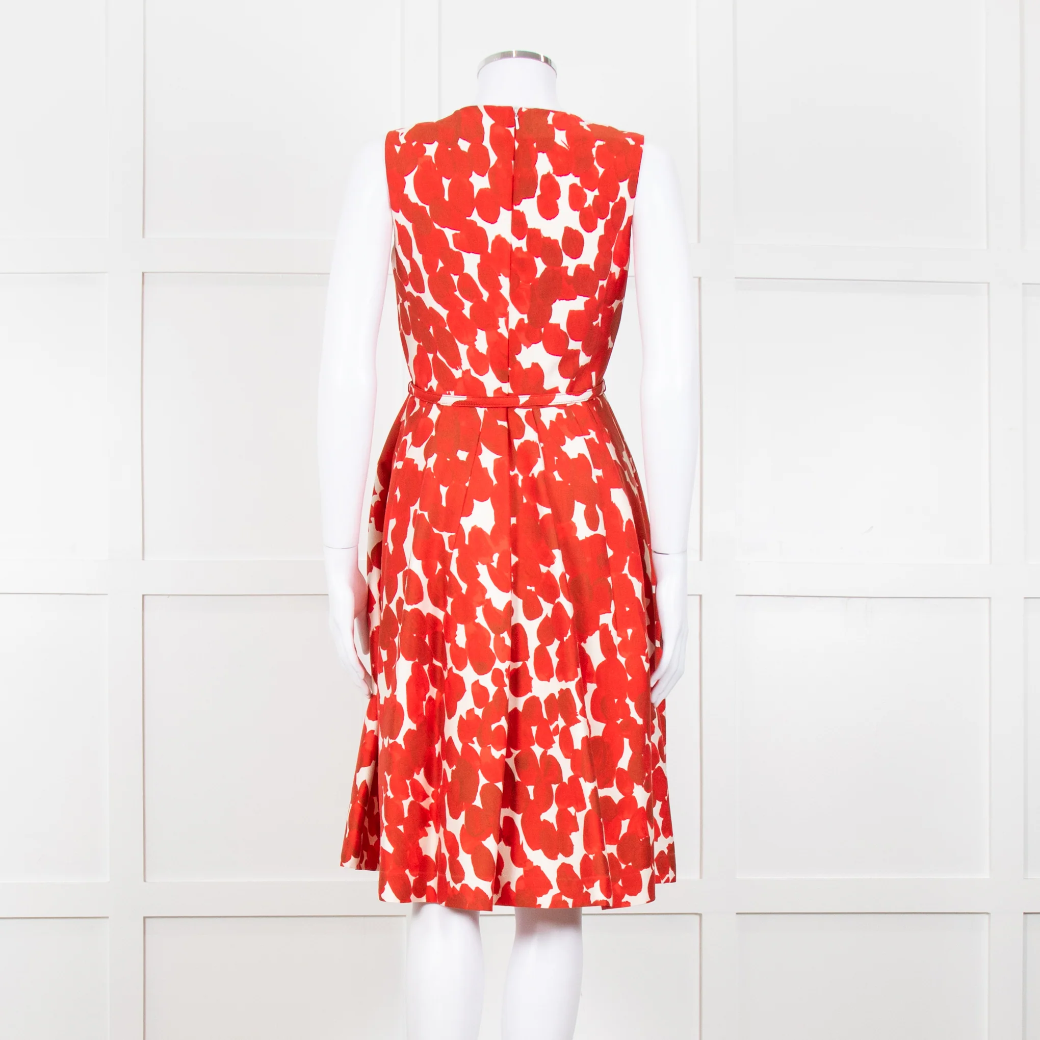 Carolina Herrera Cream Red Petal Belted Sleeveless Dress - Image 5