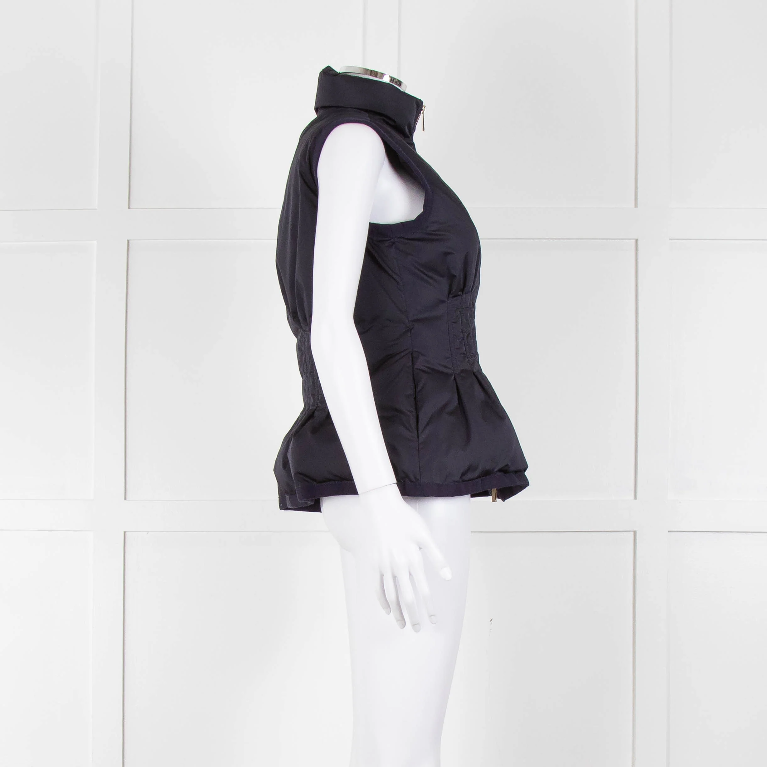 Carolina Herrera Navy Blue Fitted Down Gilet - Image 3