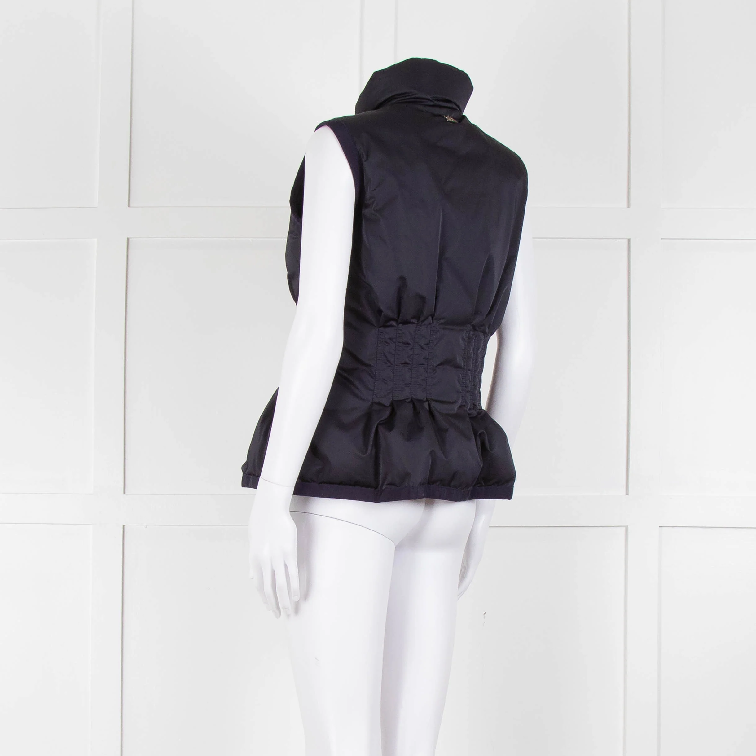 Carolina Herrera Navy Blue Fitted Down Gilet - Image 6