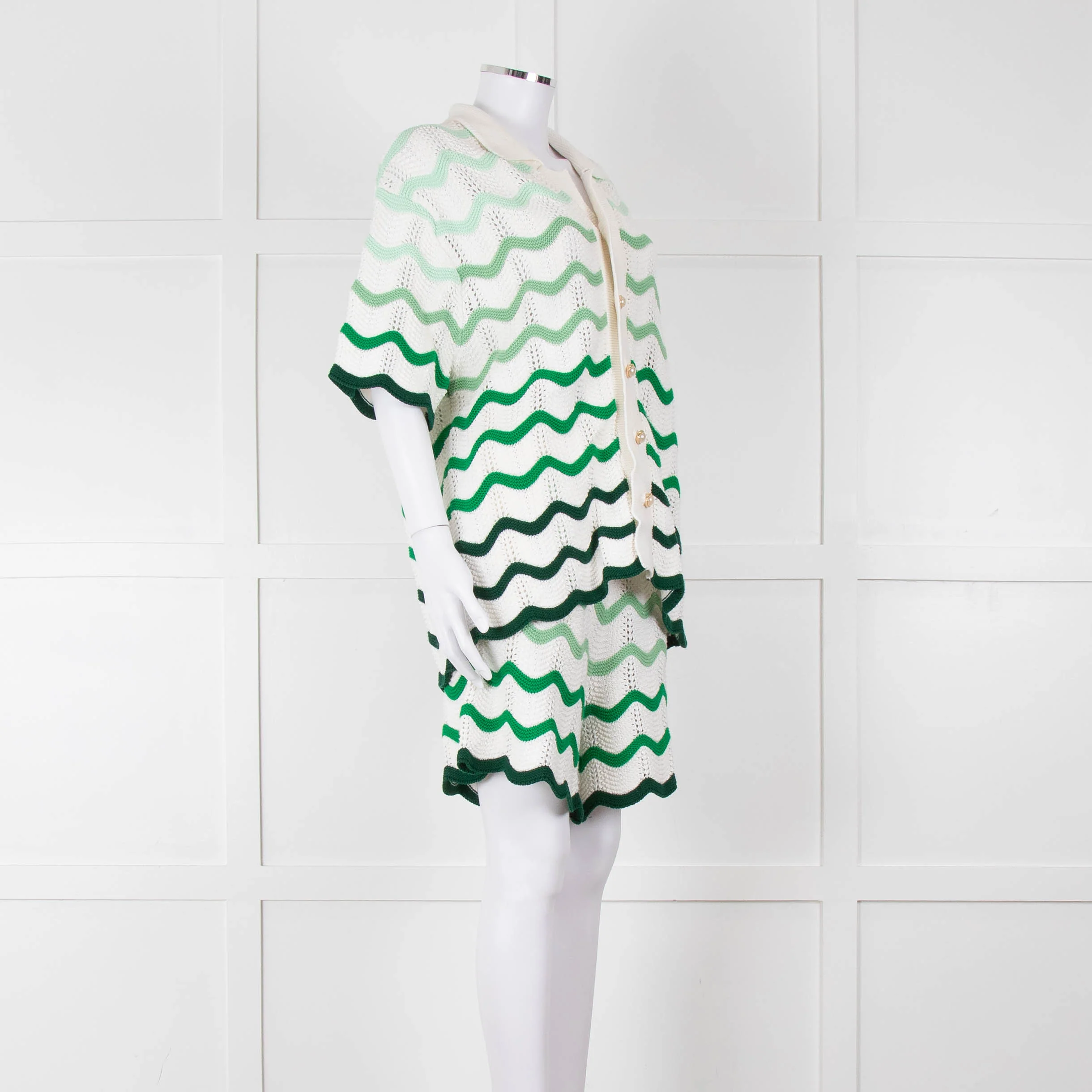 Casablanca  Green & White Gradient  Wave Textured Shorts - Image 10