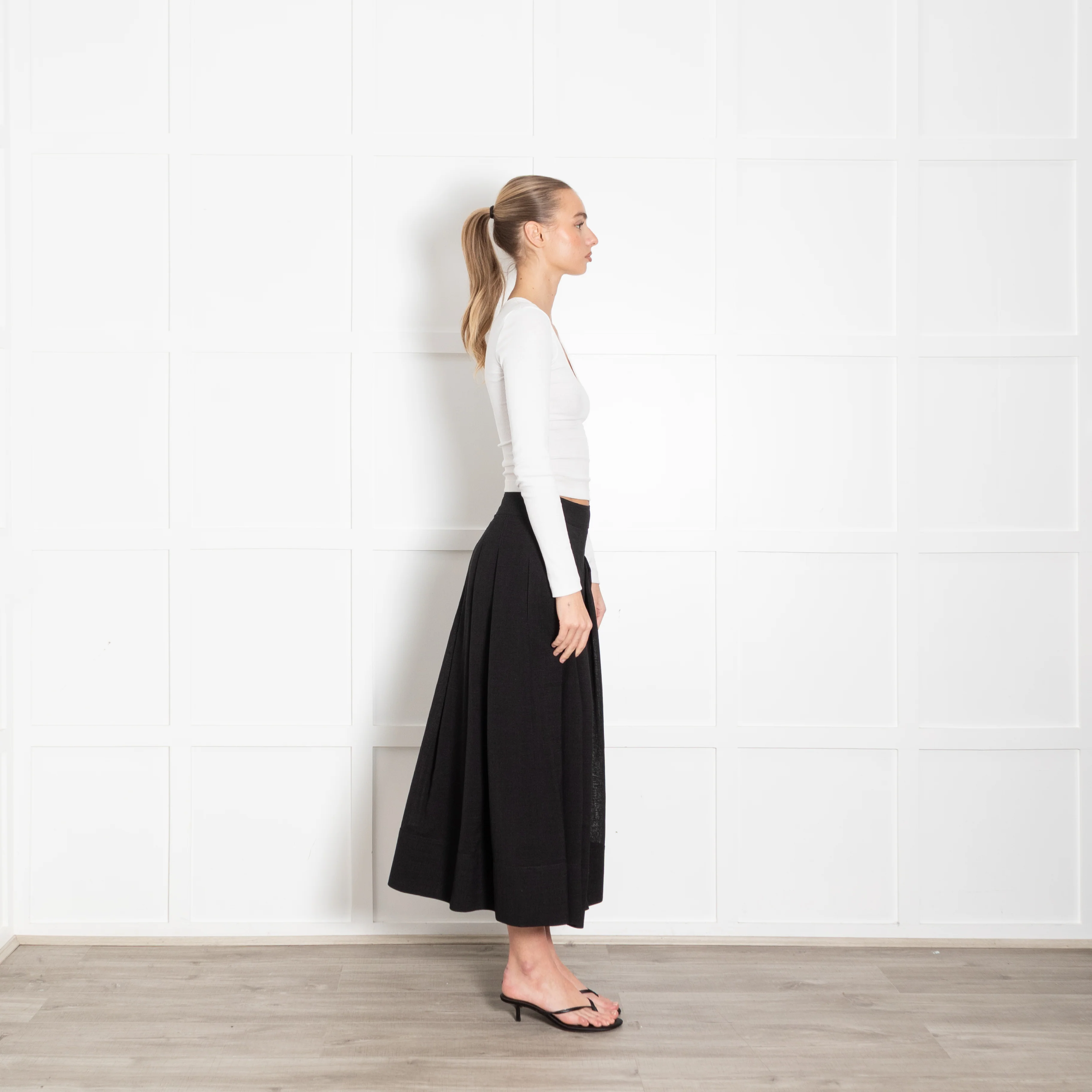 Cefinn Black Crepe Midi Skirt with Pleat Waist - Image 6