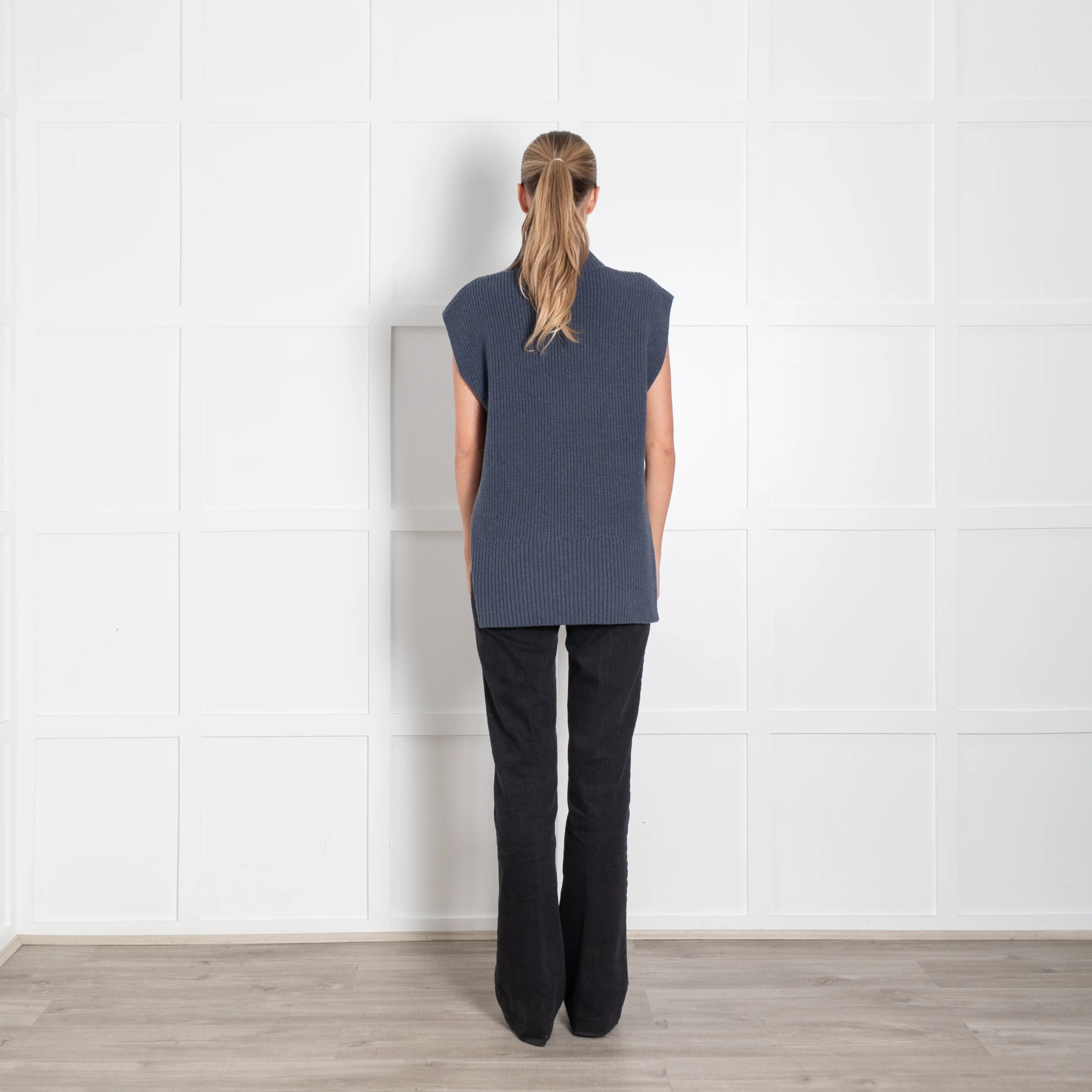 Cefinn Blue Merino Wool Blend Sleeveless Rollneck - Image 5