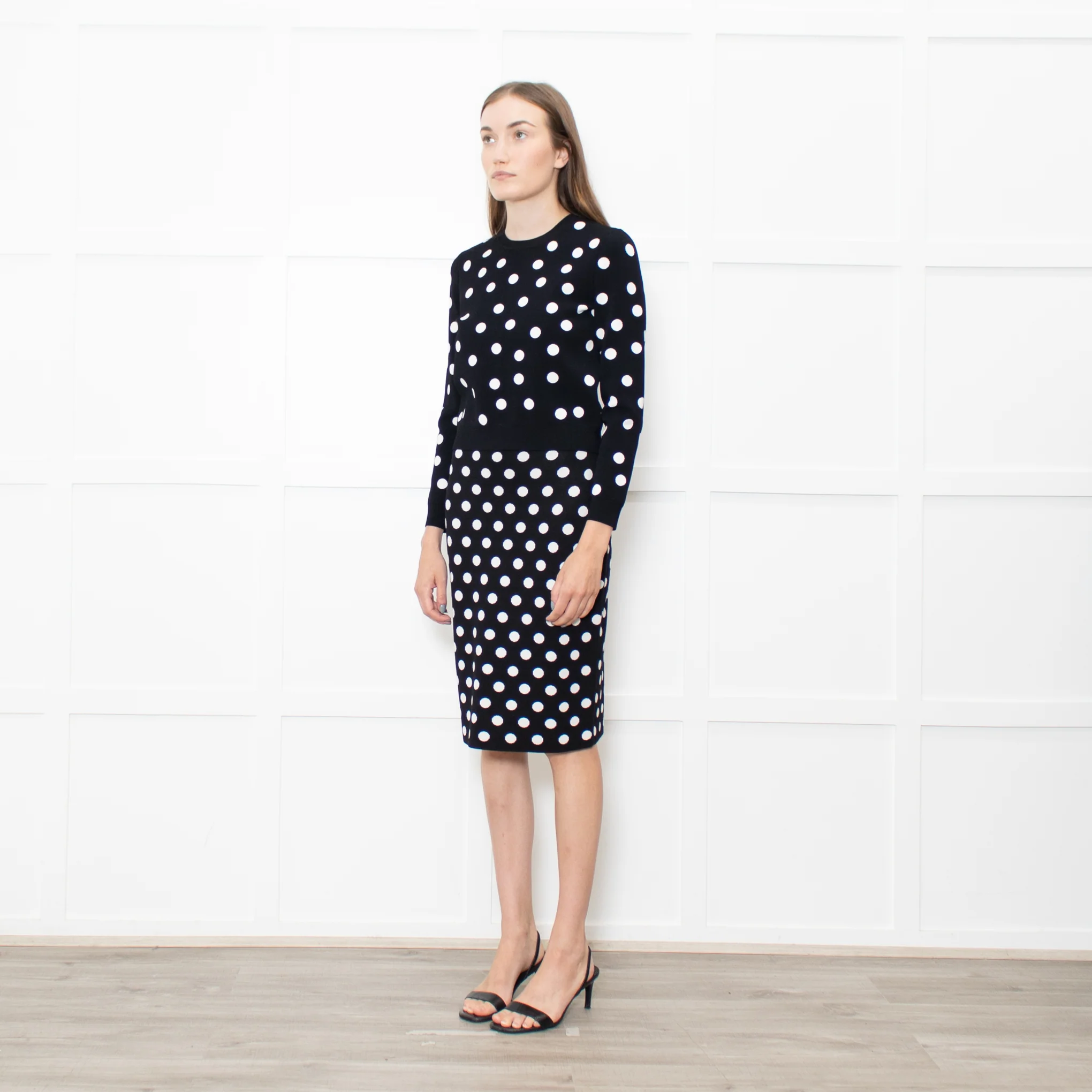 CH Carolina Herrera Black White Dot Stretchy Knit Pencil Skirt - Image 3