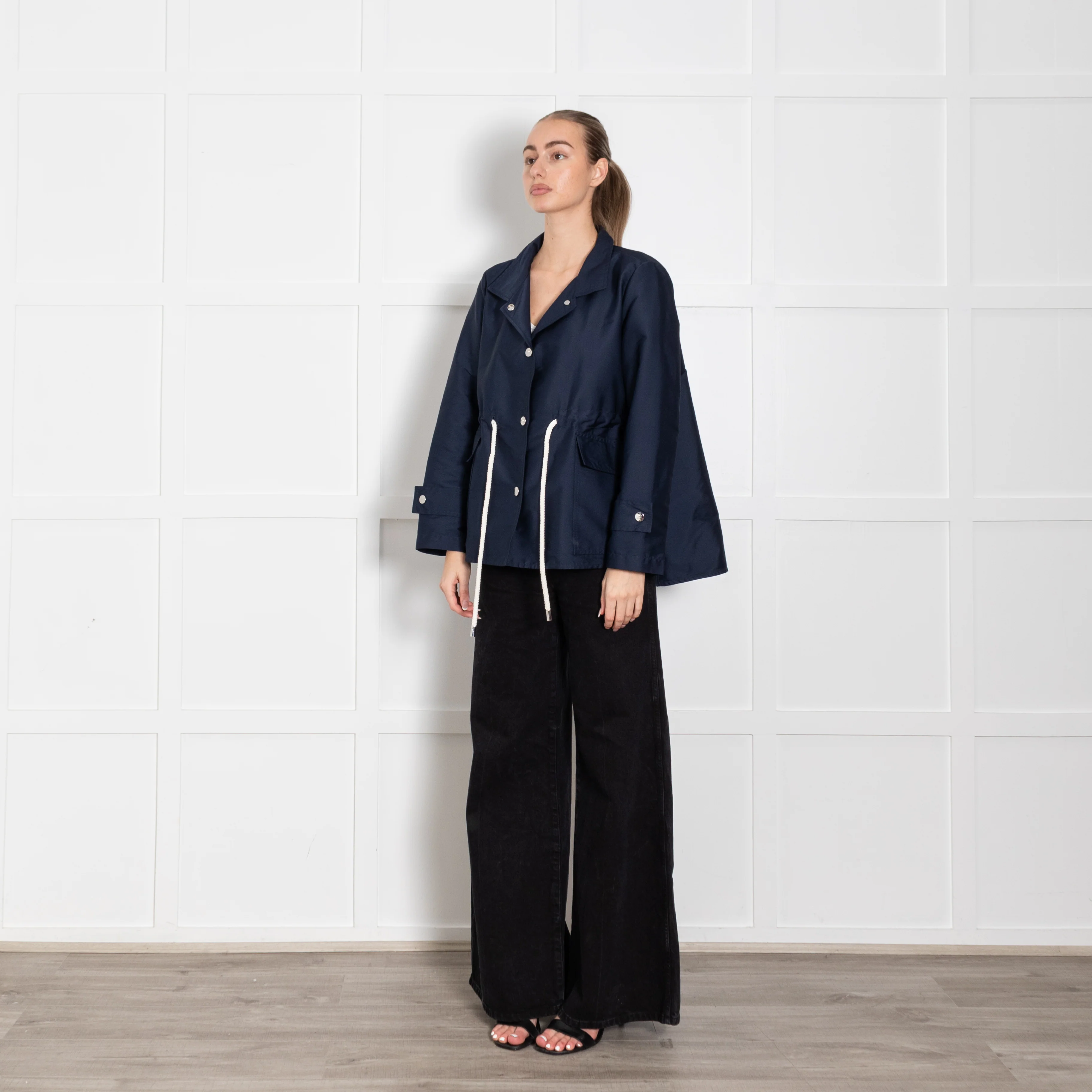 CH Carolina Herrera Navy Oversized White Rope Detail Jacket - Image 3