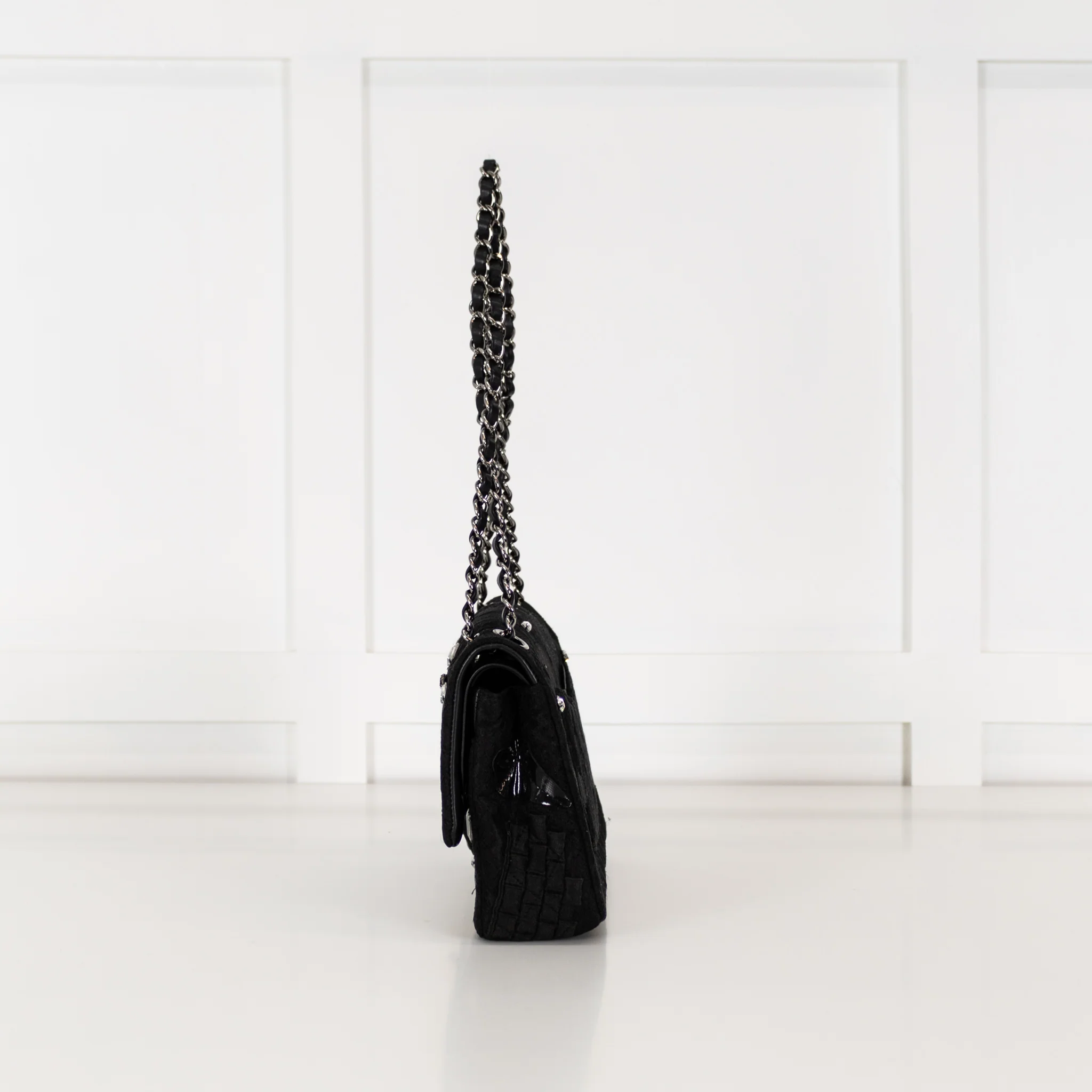 Chanel Black Lace and Patent 2016 Metiers D'art Flap with Gunmetal Hardware - Image 8