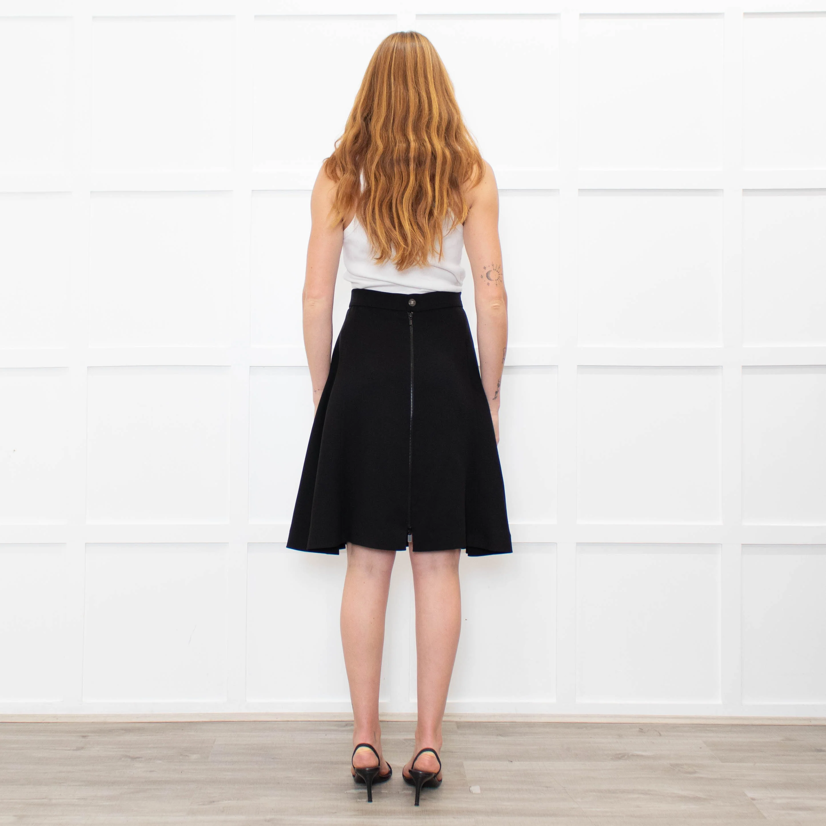Chanel Black A-Line Crepe Zip Detail Skirt - Image 7