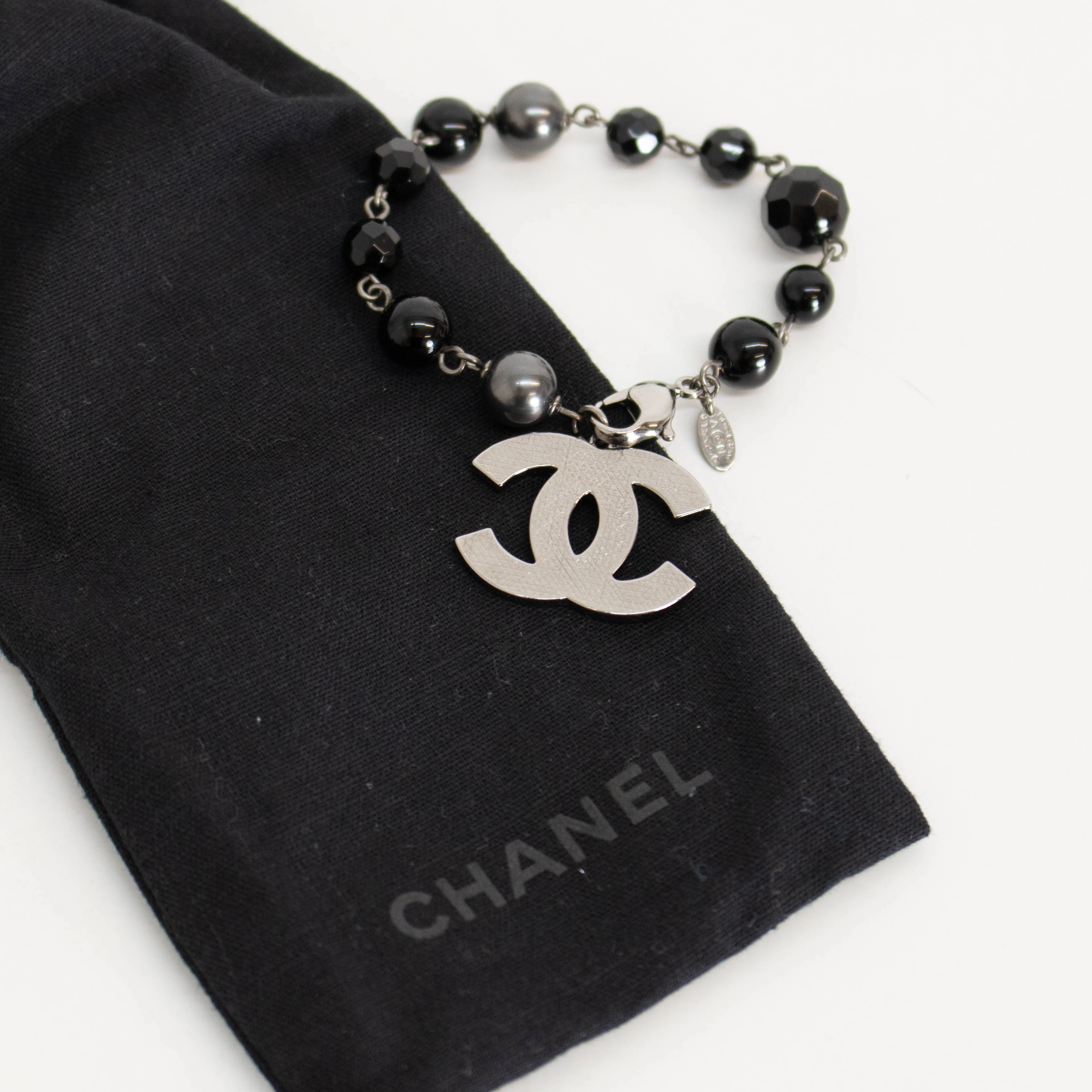 Chanel Black Faux Pearl Silver Tone CC Bracelet - Image 5