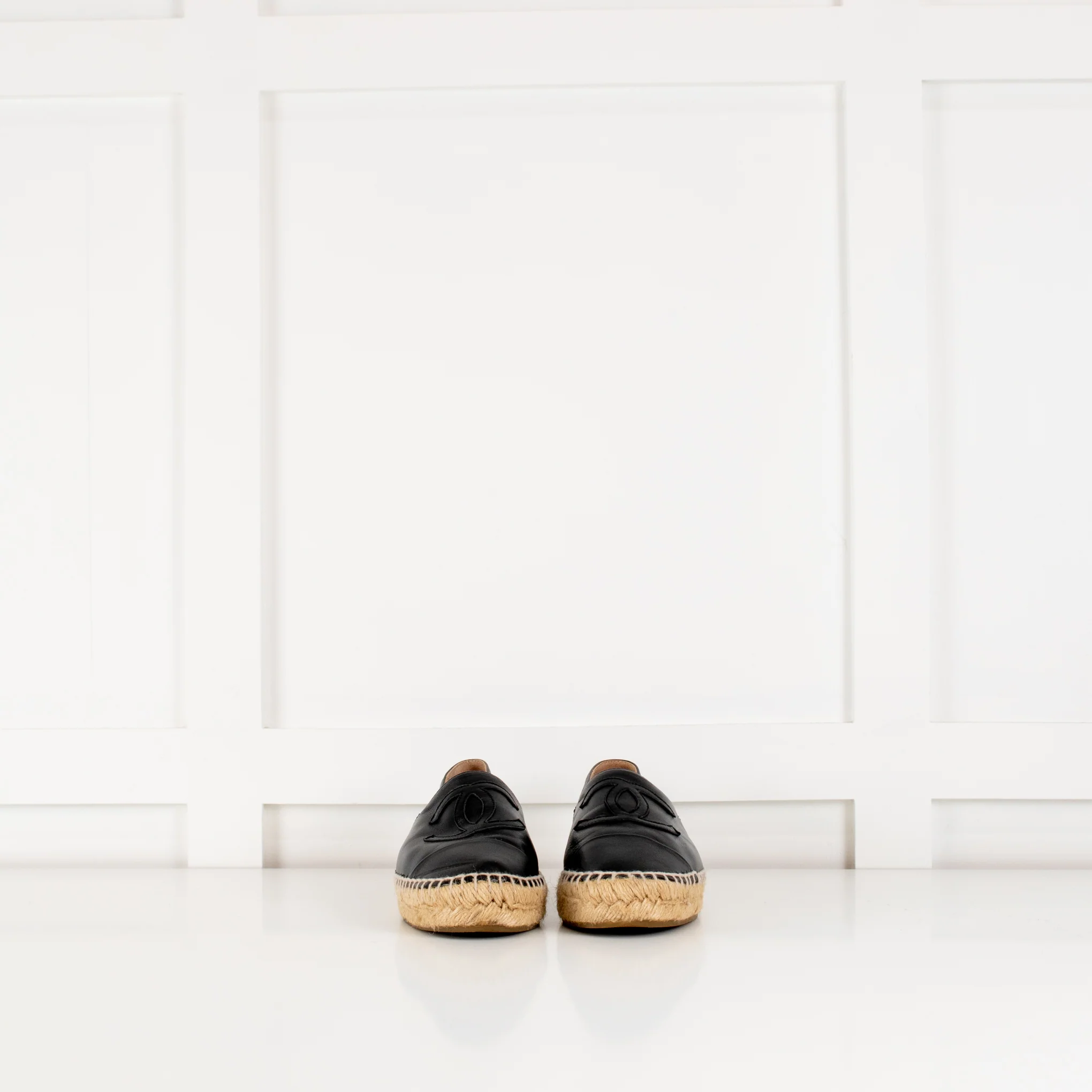 Chanel Black Lambskin Leather Espadrilles - Image 4