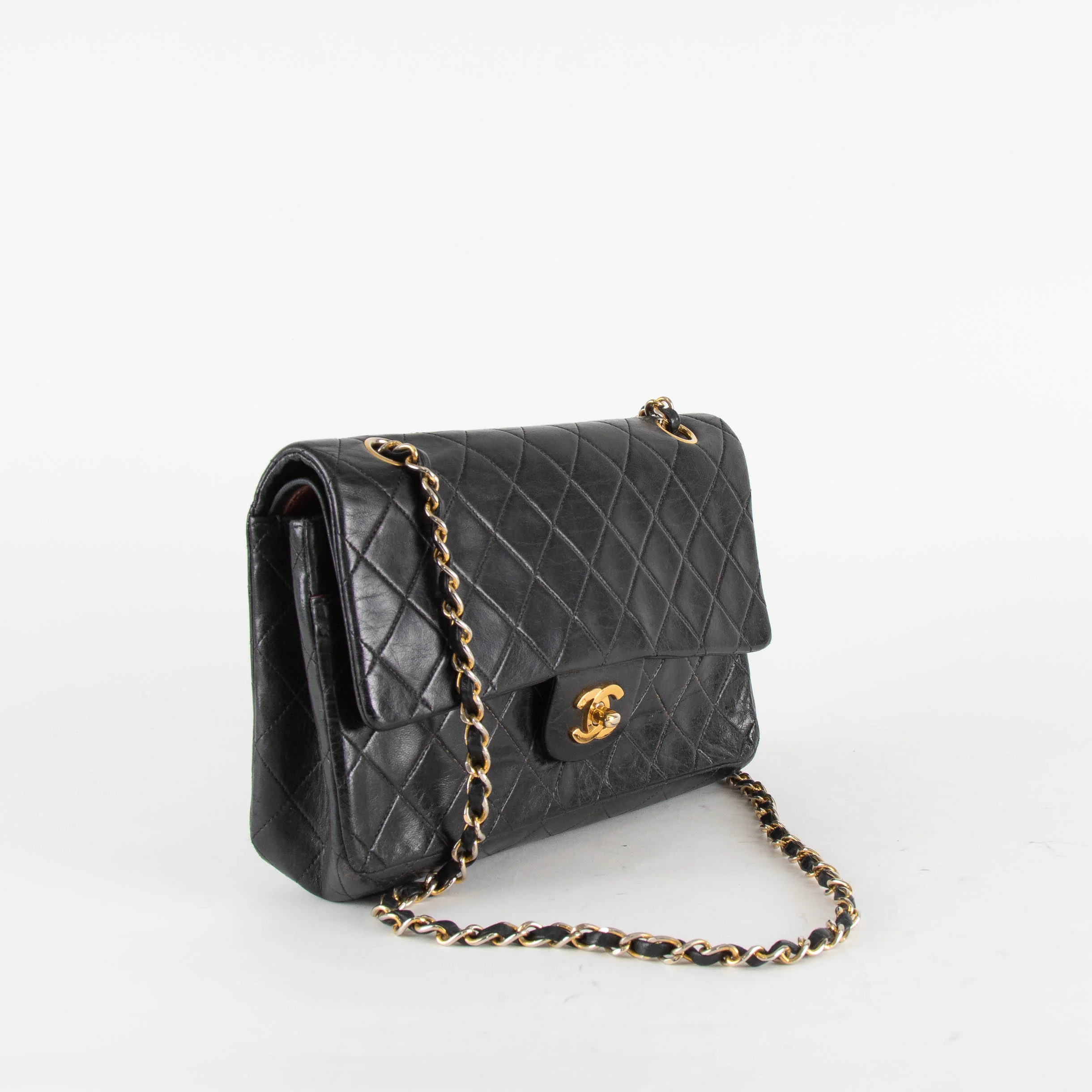 Chanel Black Lambskin Vintage Medium Double Flap Bag - Image 3