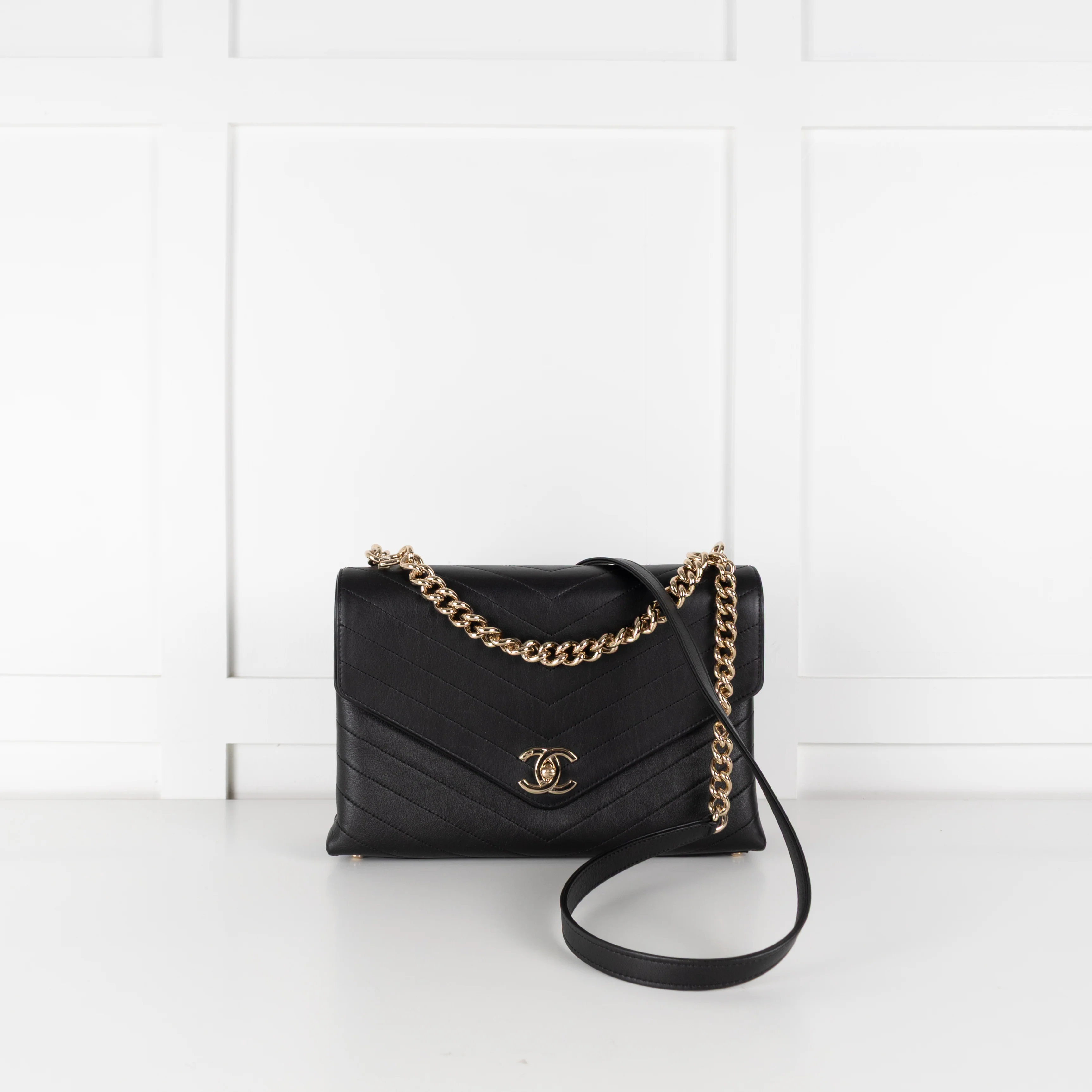 Chanel Black Leather Chevron Flap Bag - Image 2