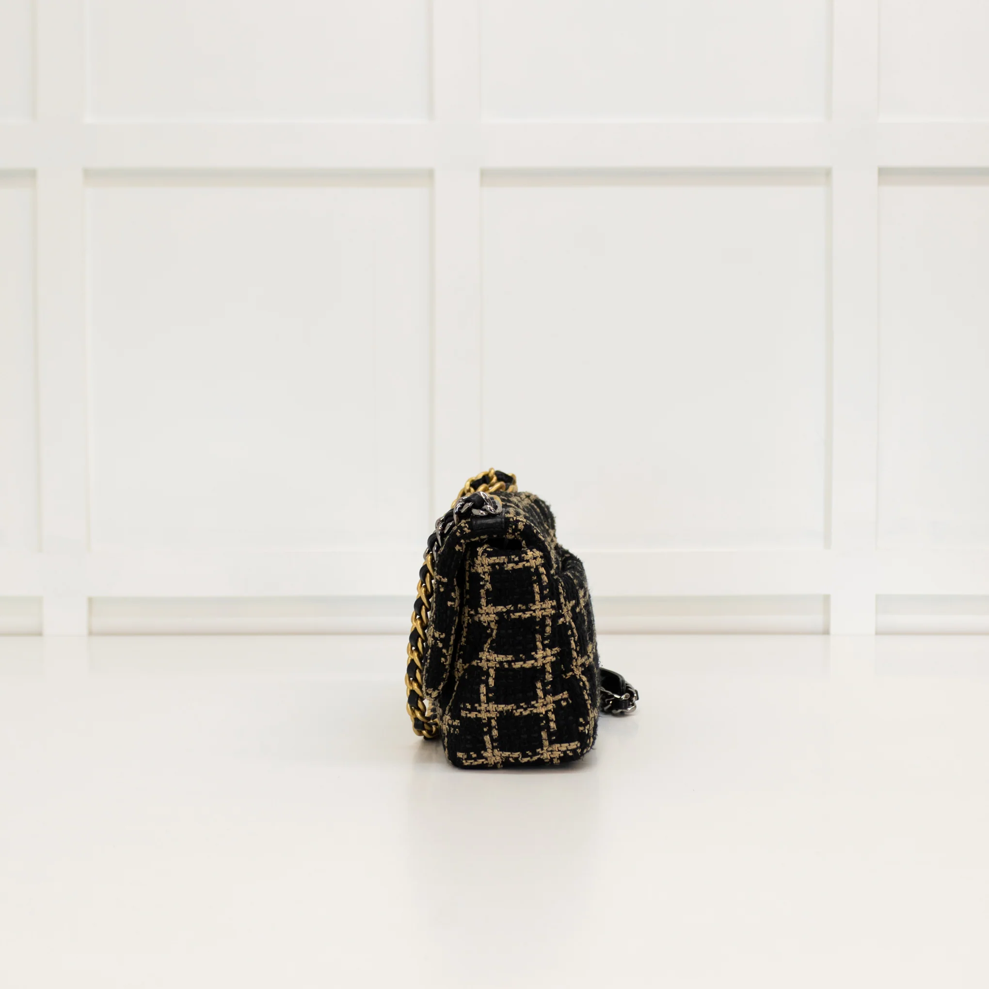 Chanel Black Quilted Tweed Medium 19 Flap Bag - Image 6