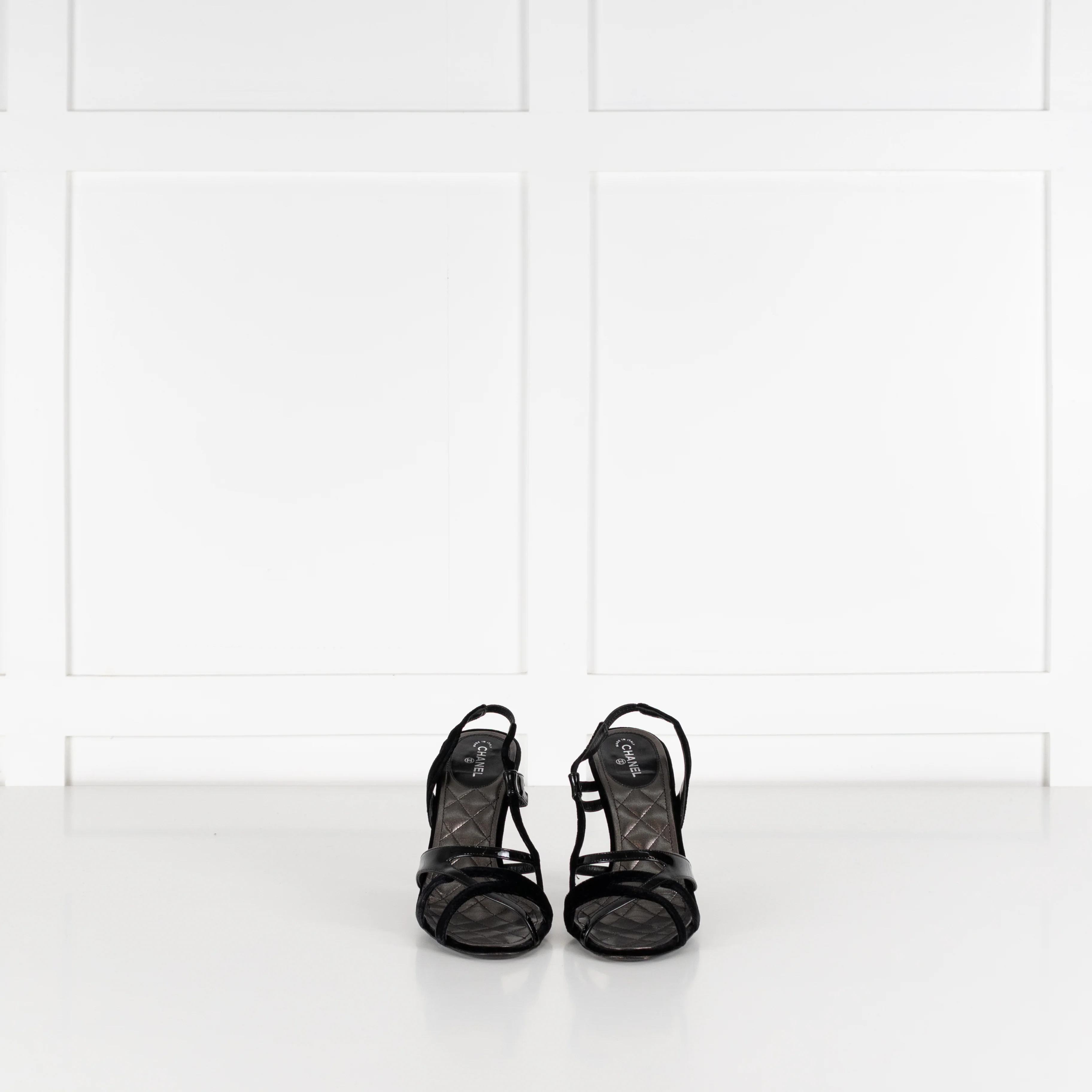 Chanel Black Velvet Patent Leather Embellished Heeled Sandals - Image 3