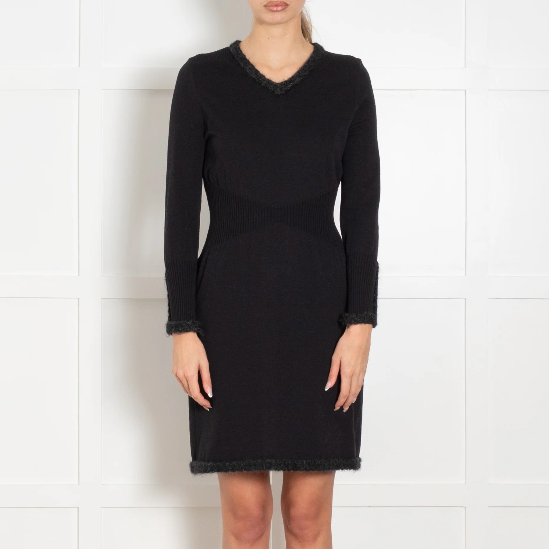 Chanel Black Wool Blend Grey Knit Trim Long Sleeve Dress - Image 2