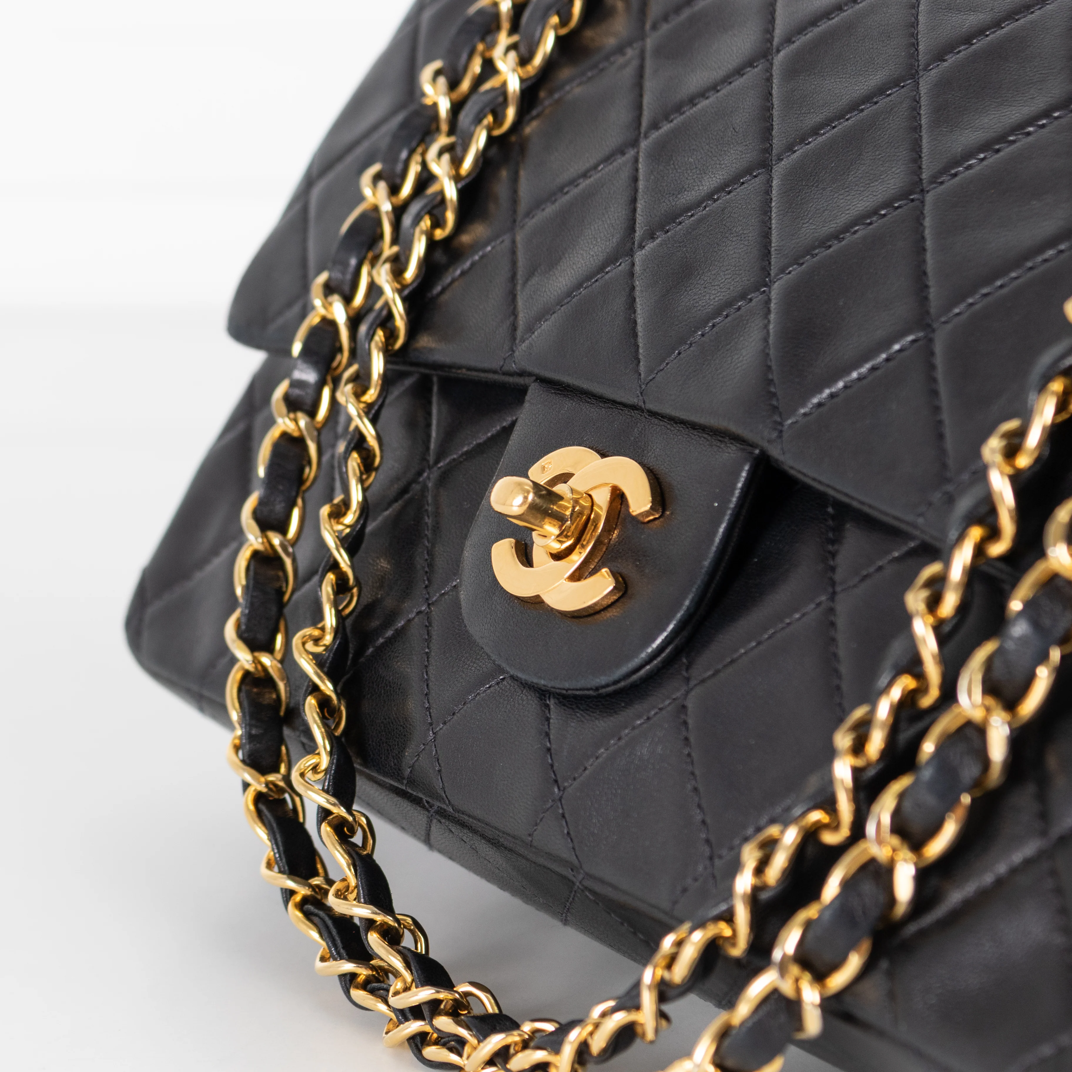 Chanel Black Lambskin Vintage Medium Double Flap - Image 10