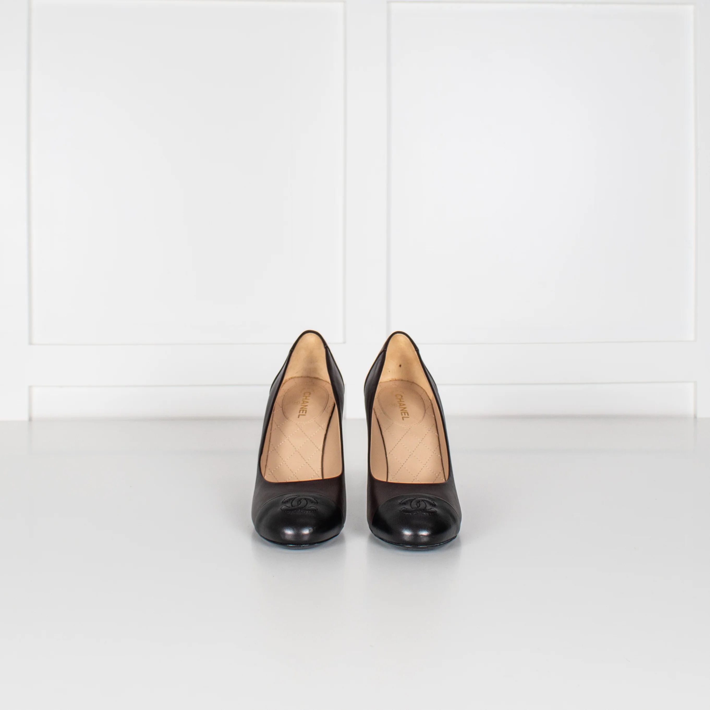 Chanel Brown And Black Leather Shoes - Image 3