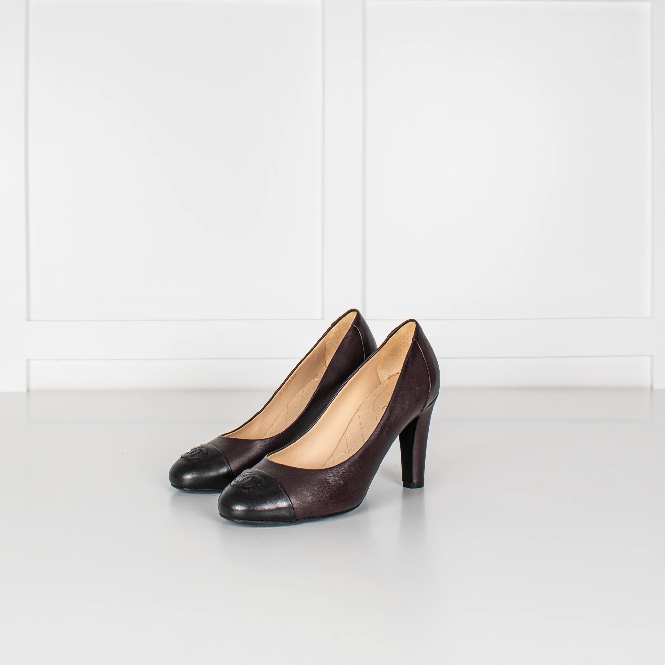 Chanel Brown And Black Leather Shoes - Image 4