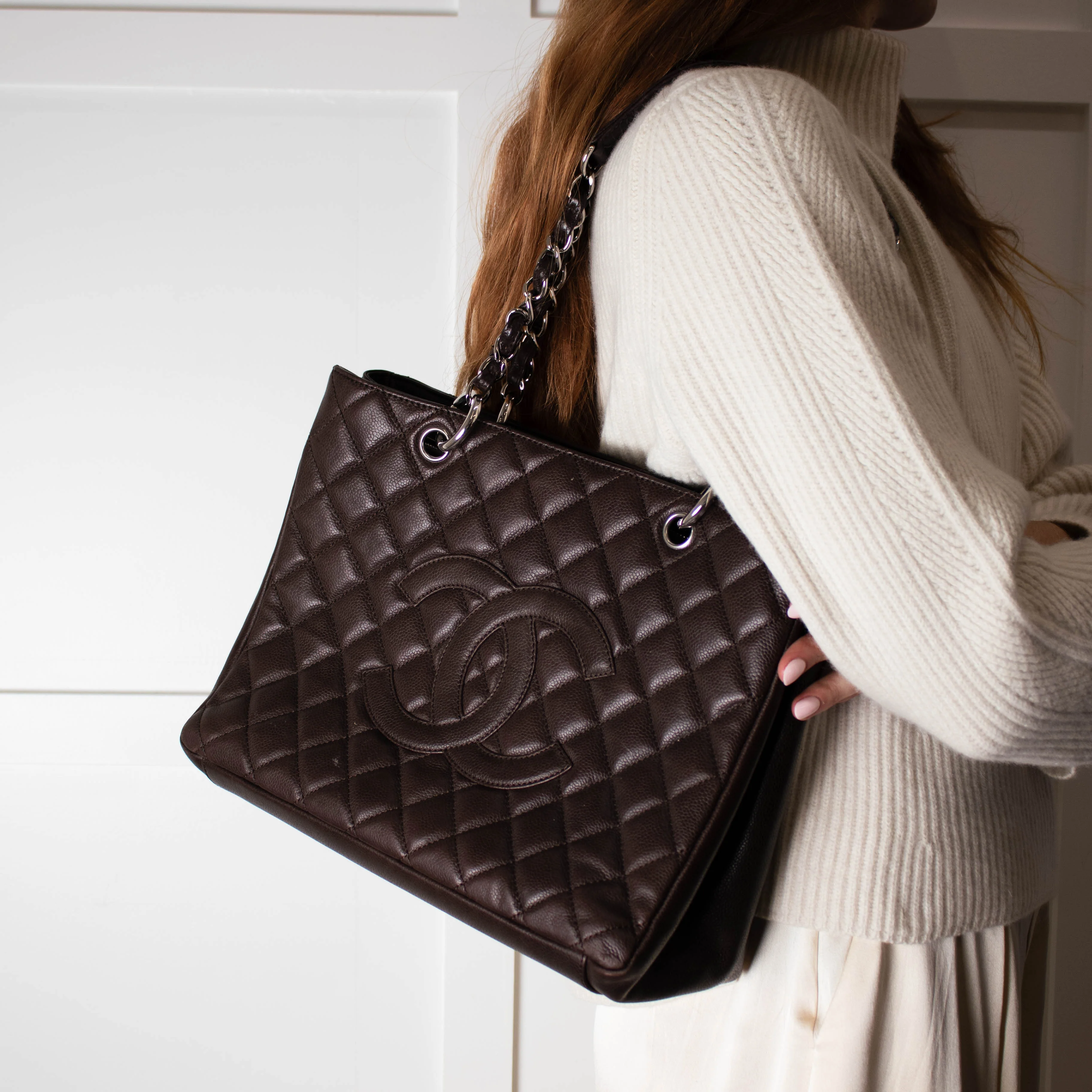 Chanel Brown Caviar Leather Grand Shopping Tote - Image 4