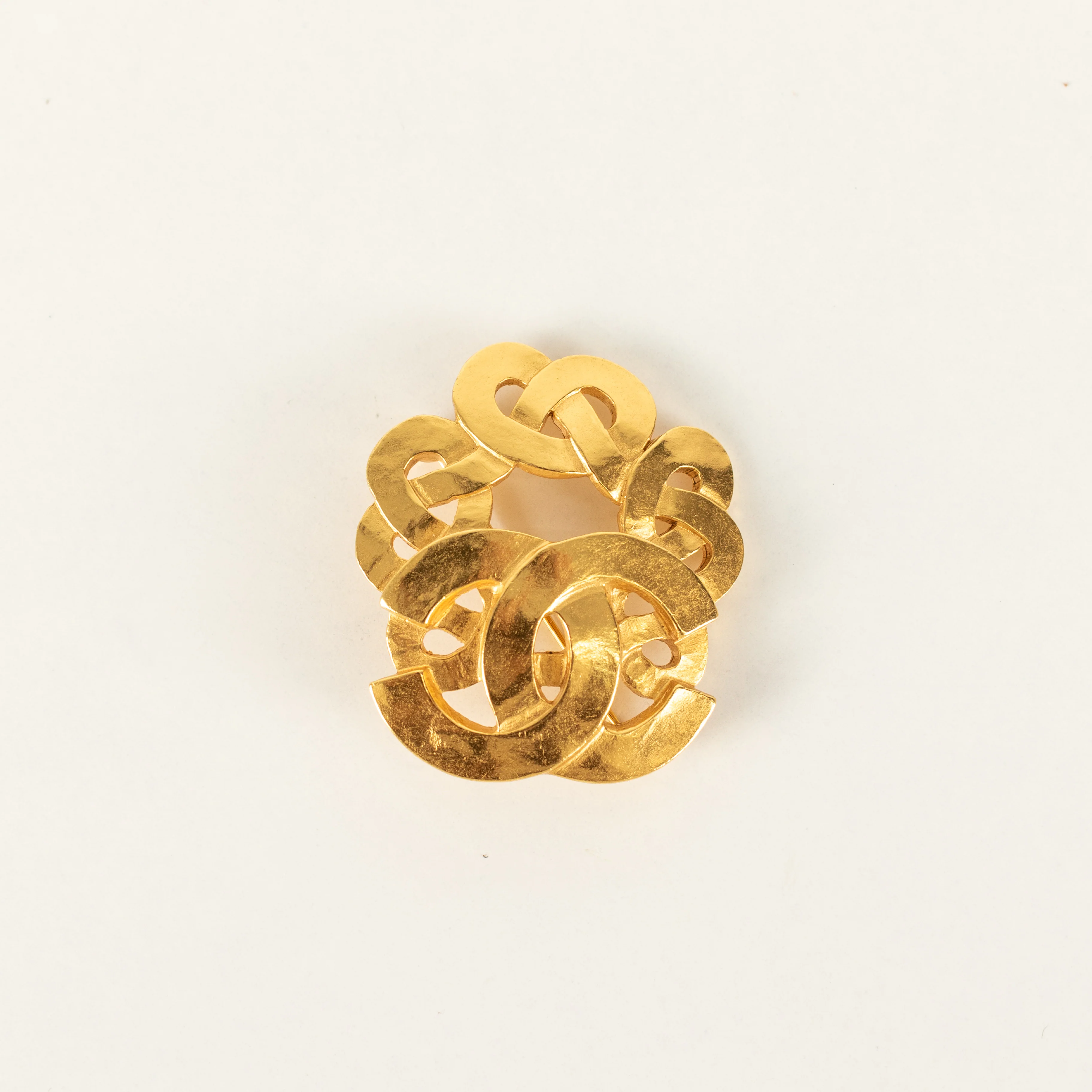 Chanel CC Pretzel Link Brooch