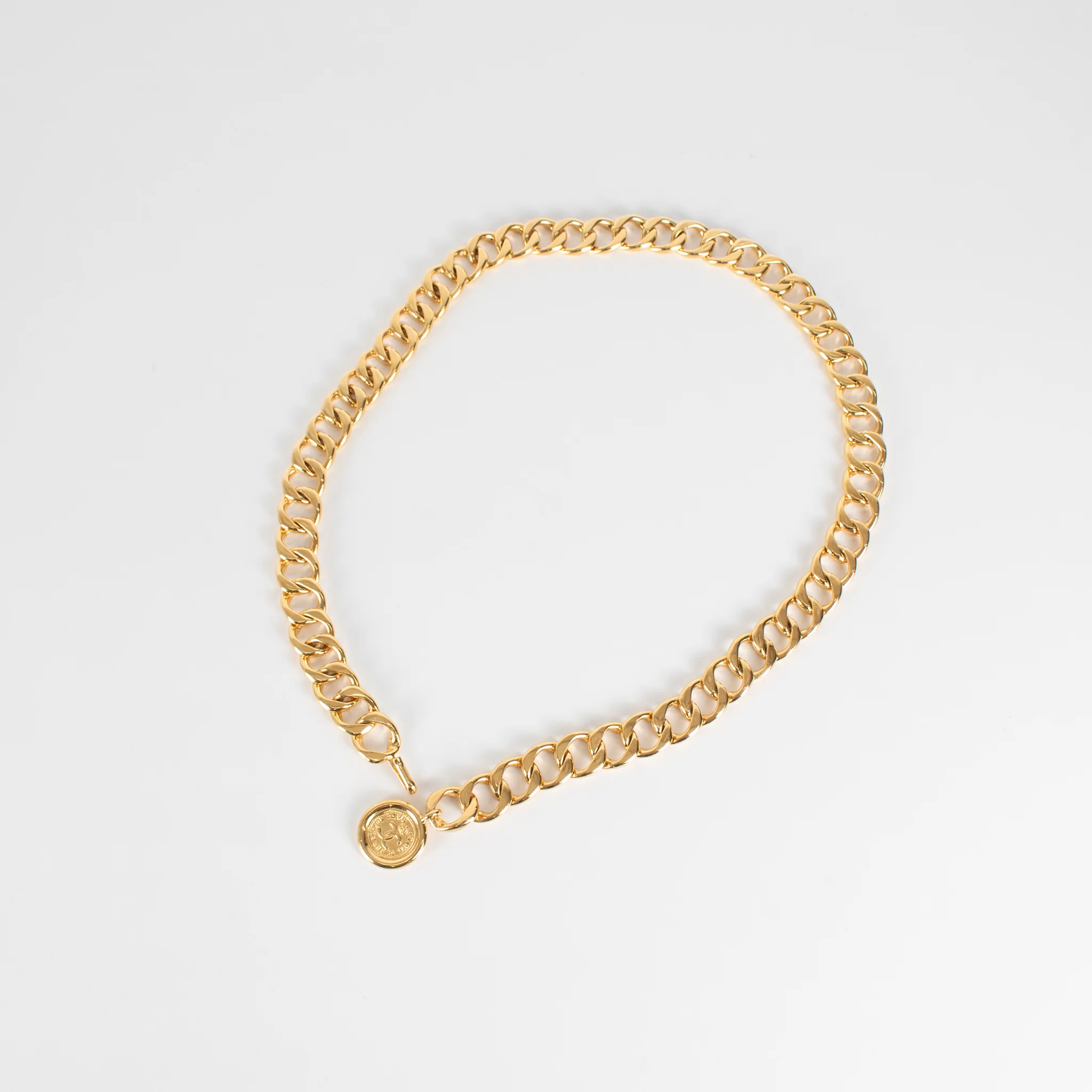 Chanel CC Medallion Chunky Chain Belt - Image 3