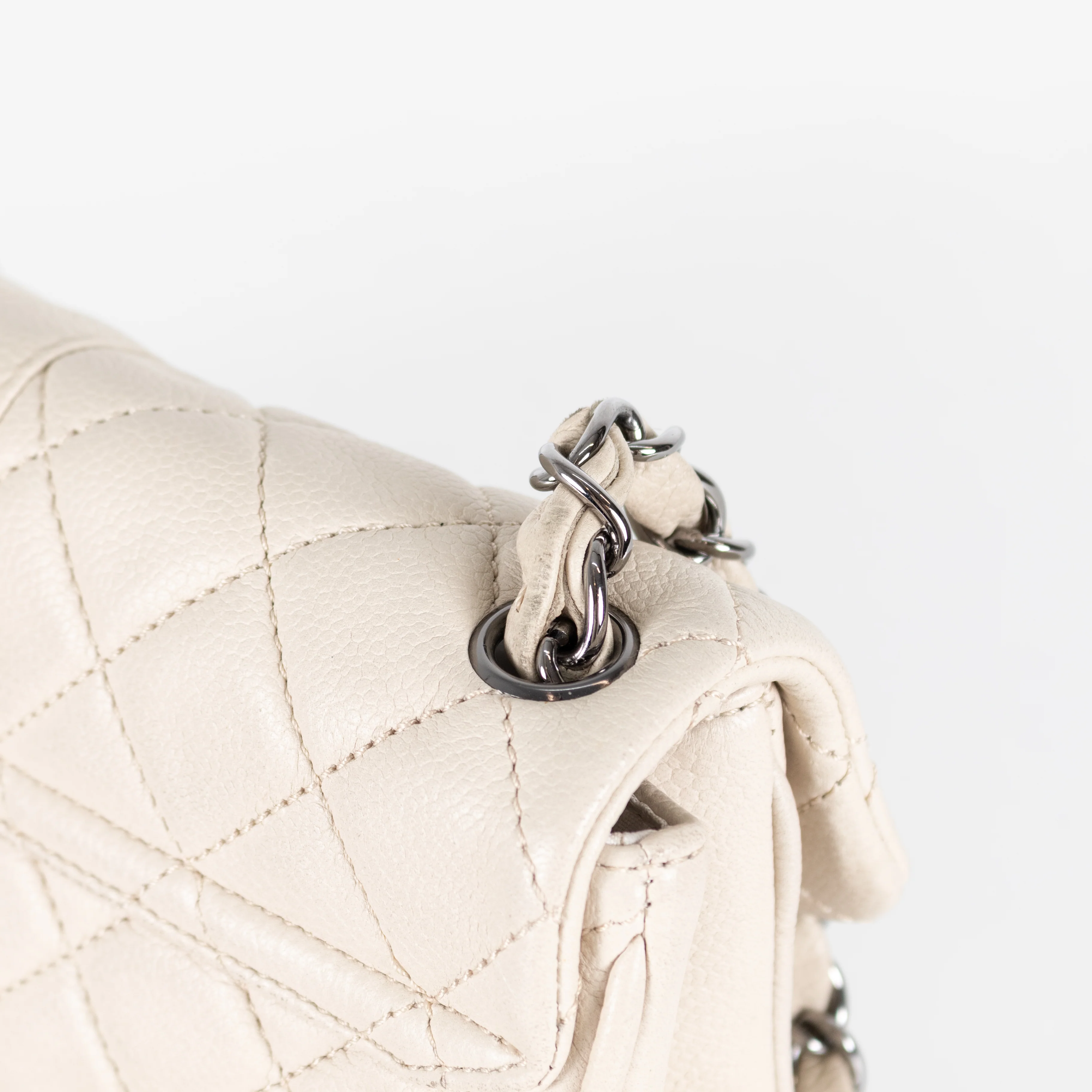 Chanel Cream Caviar Leather Vintage Mademoiselle Flap Bag - Image 14