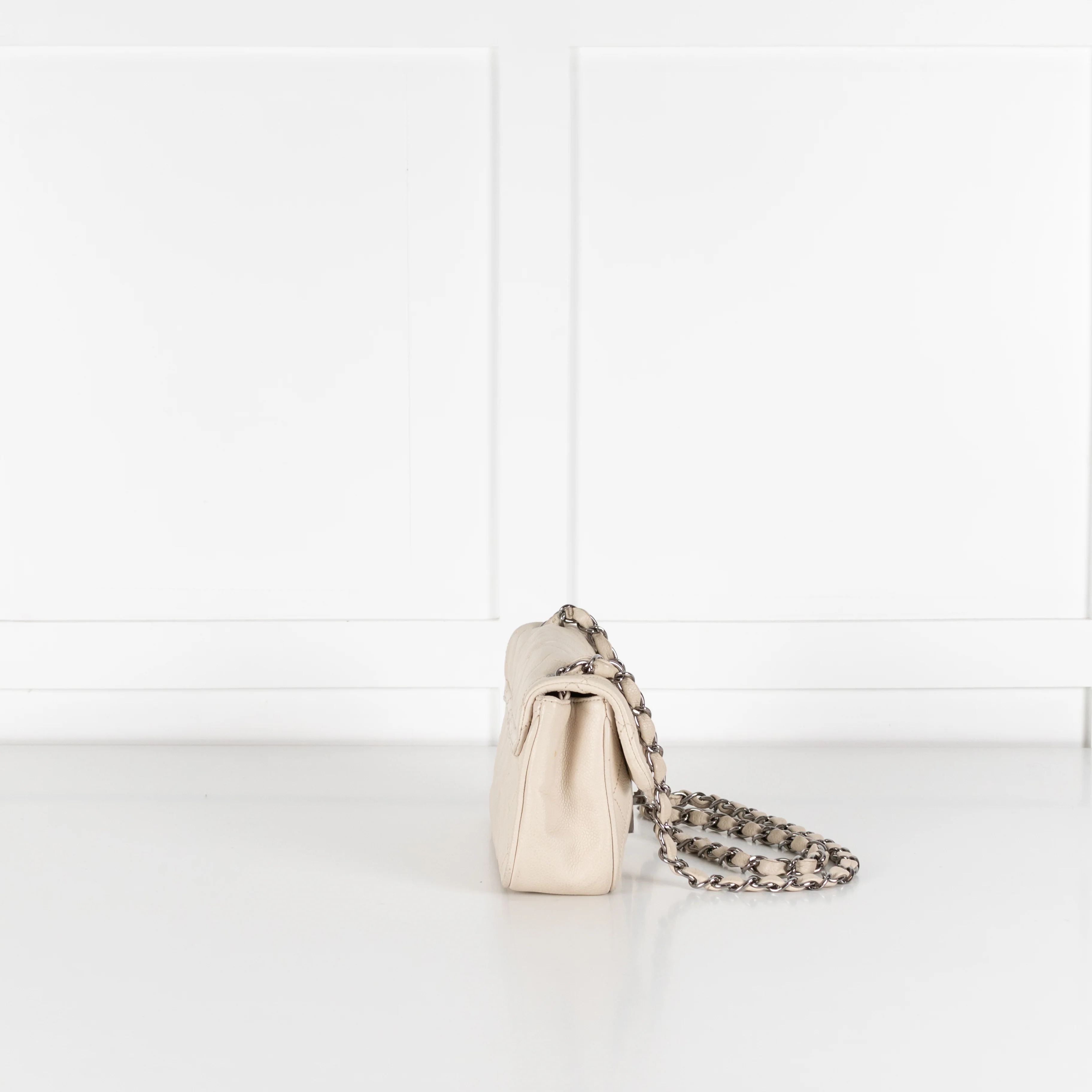 Chanel Cream Caviar Leather Vintage Mademoiselle Flap Bag - Image 8