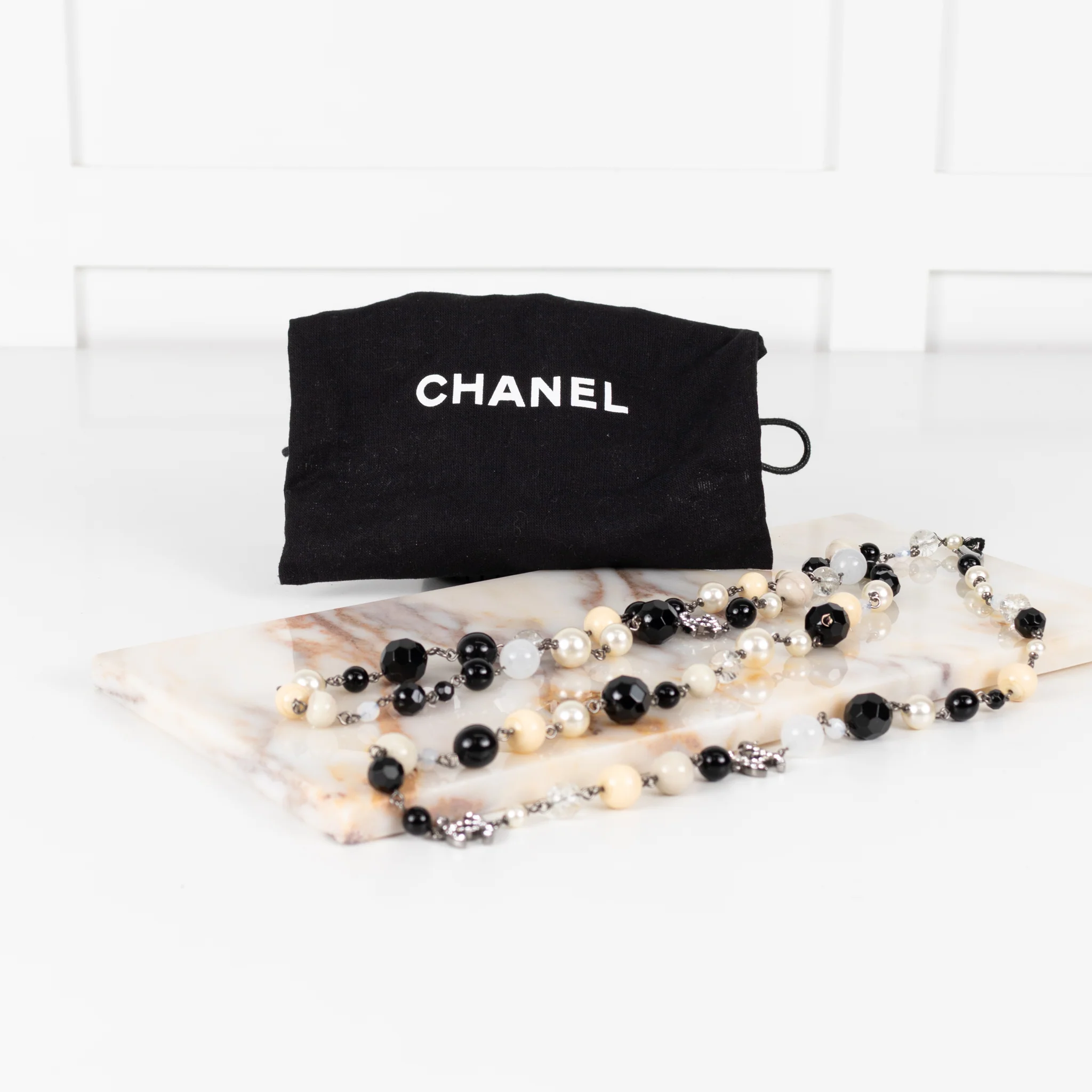 Chanel Cream Faux Pearl Black Bead Diamante CC Long Necklace - Image 3